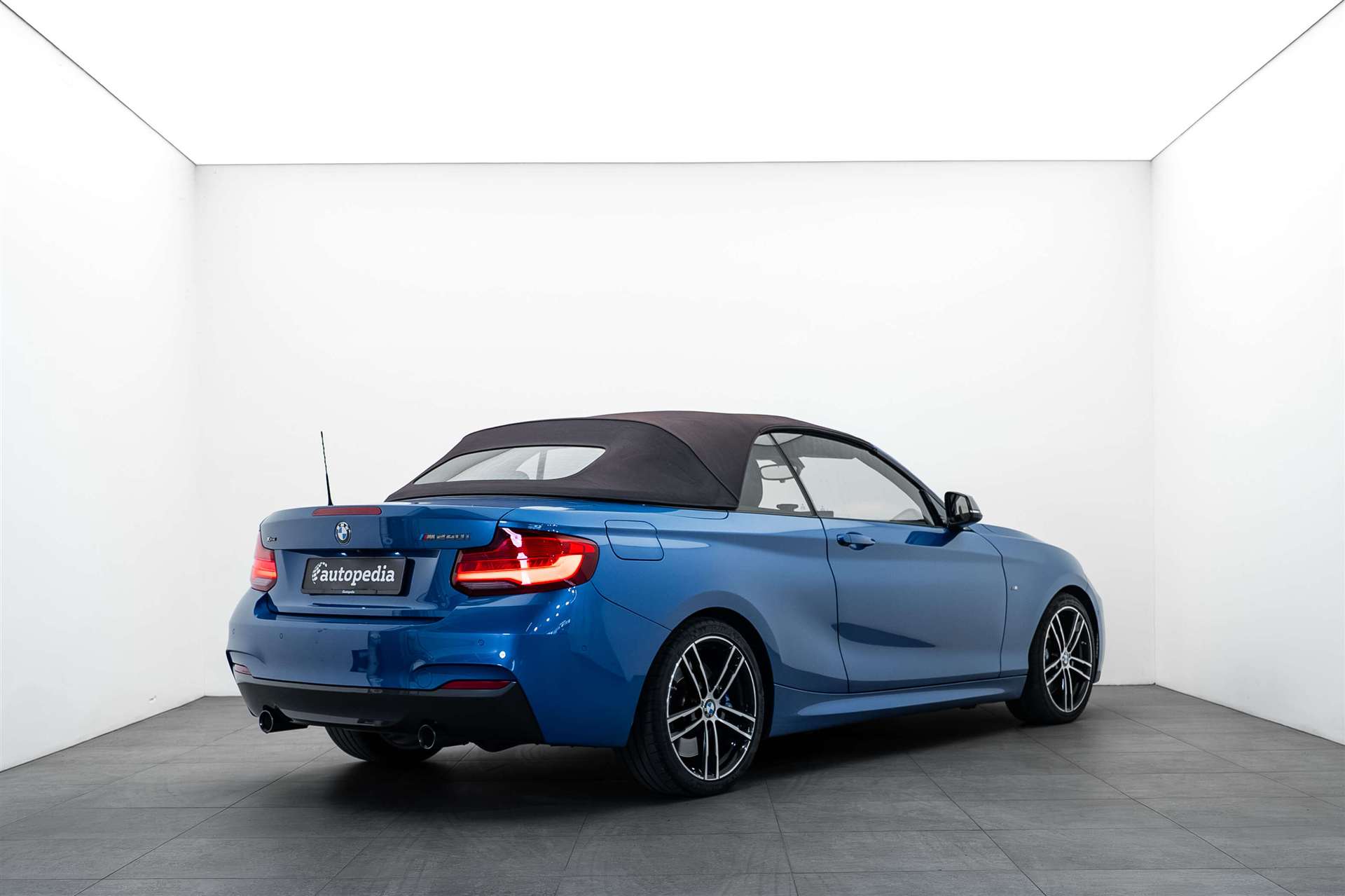 BMW BMW M240i xDrive Steptronic-image-6