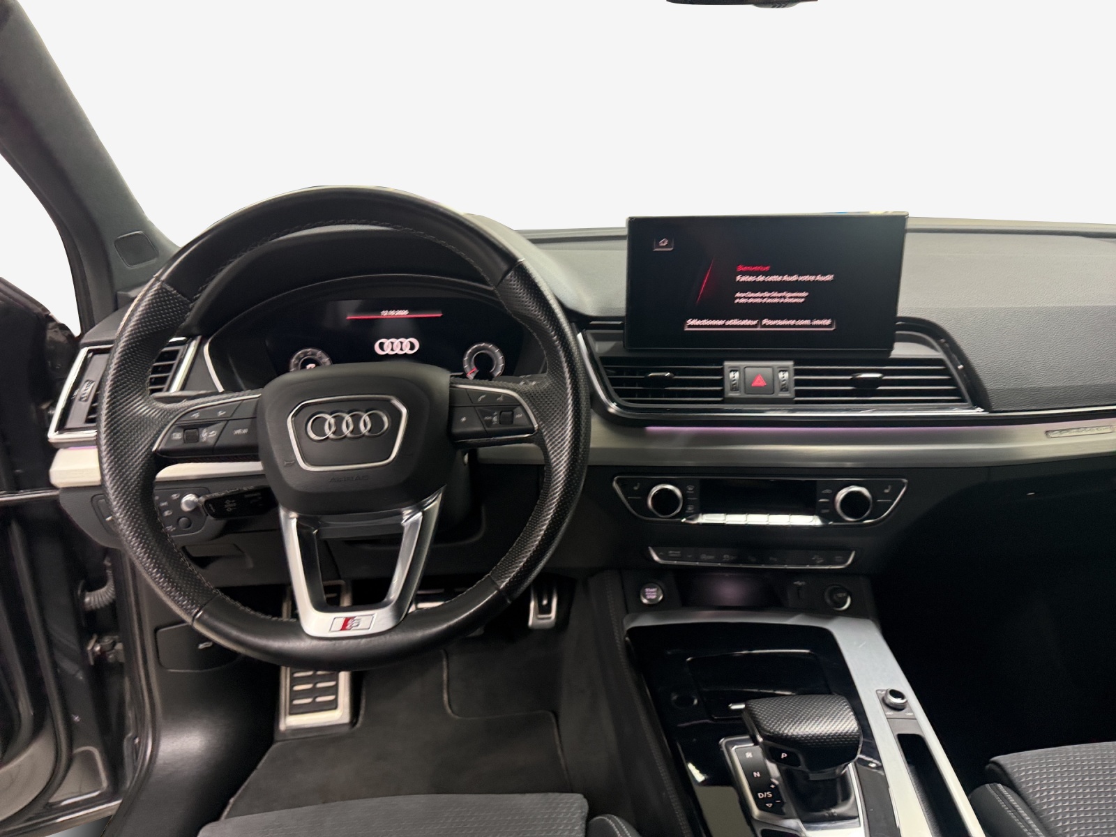 AUDI Q5 Sportback 40 TFSI S line quattro S-tronic-image-8