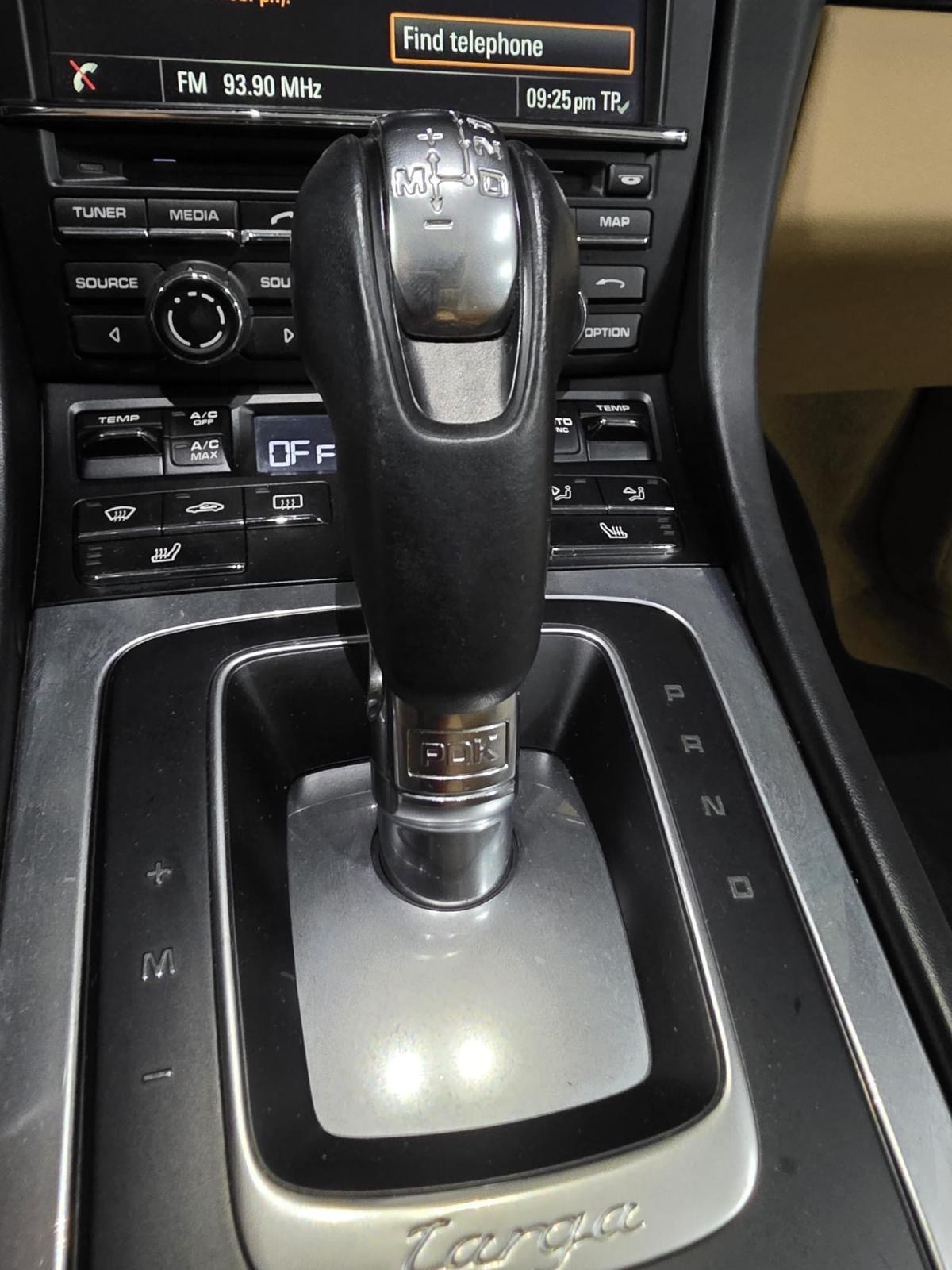 PORSCHE Targa carrera 4-image-4