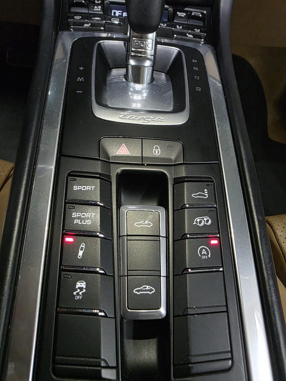 PORSCHE Targa carrera 4-image-5
