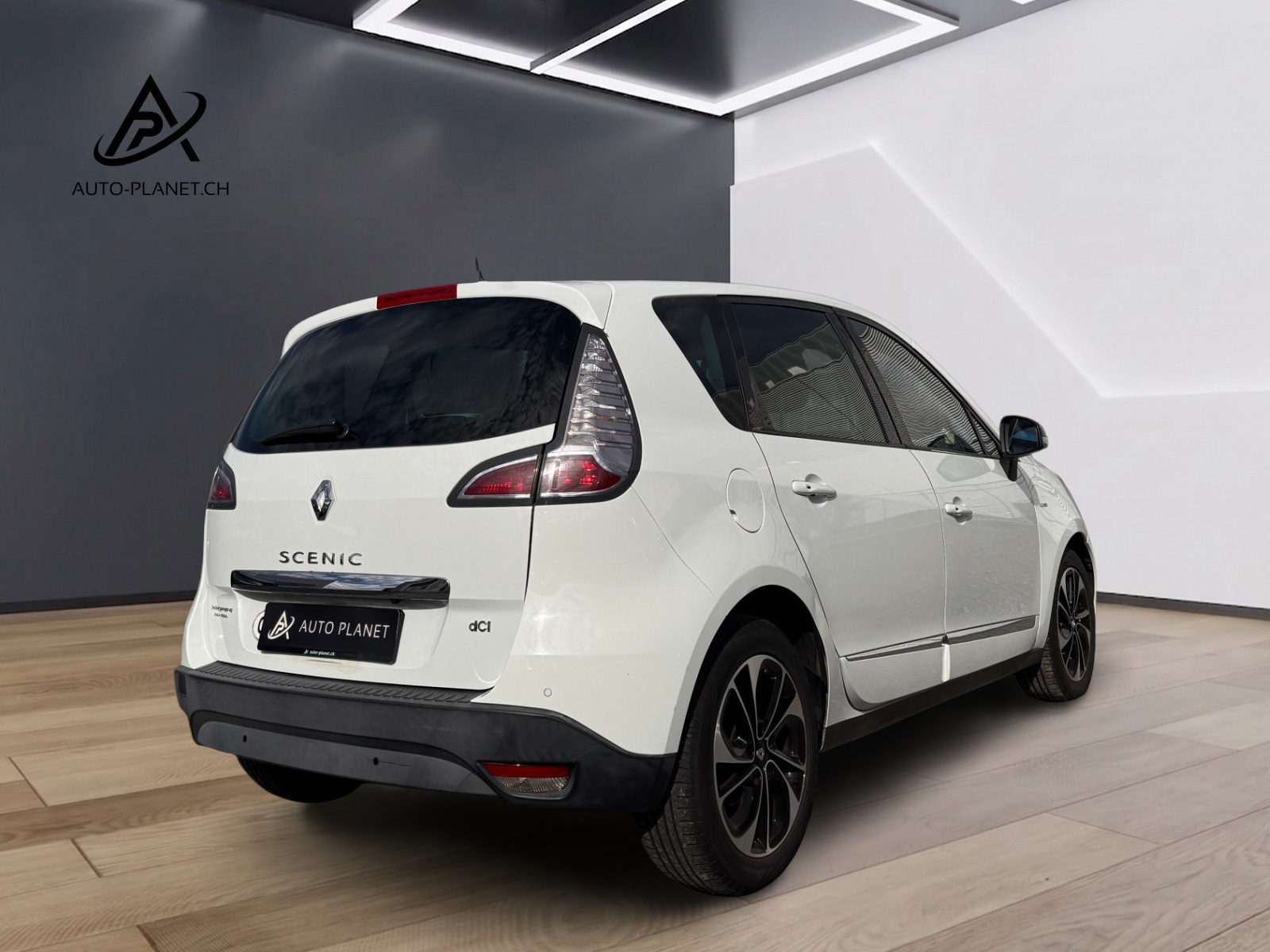 RENAULT Scénic 1.5 dCi Bose EDC-image-4