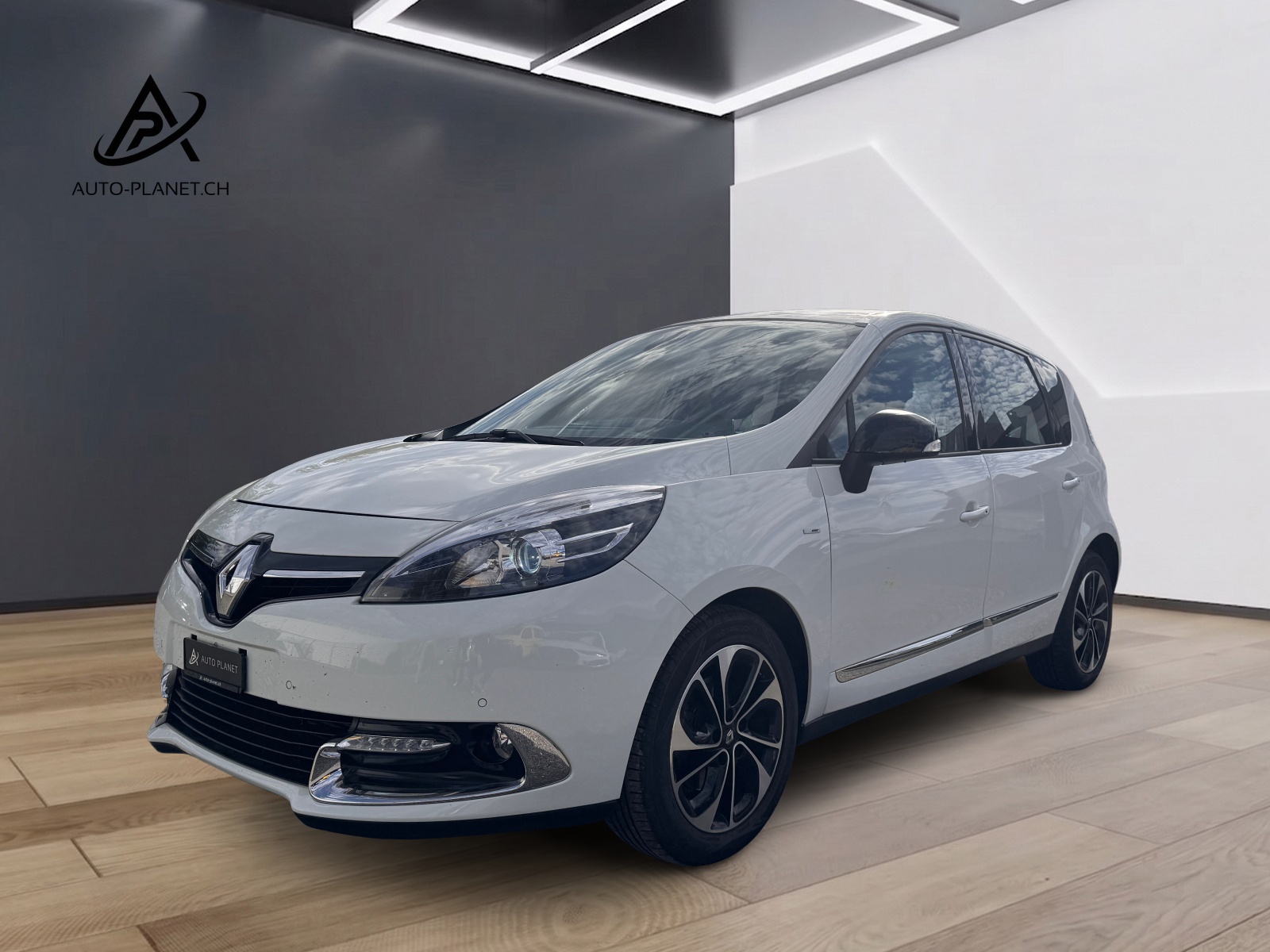 RENAULT Scénic 1.5 dCi Bose EDC-image-0