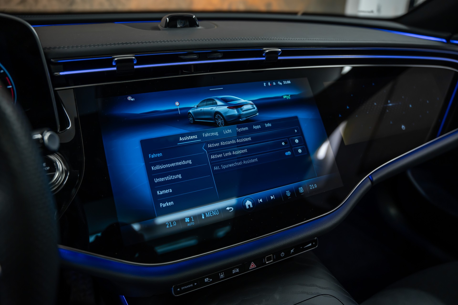 MERCEDES-BENZ E 450 d 4Matic 9G-Tronic *Hyper-Screen*Iconic-Glow*Panorama*Burmester-4D*-image-27