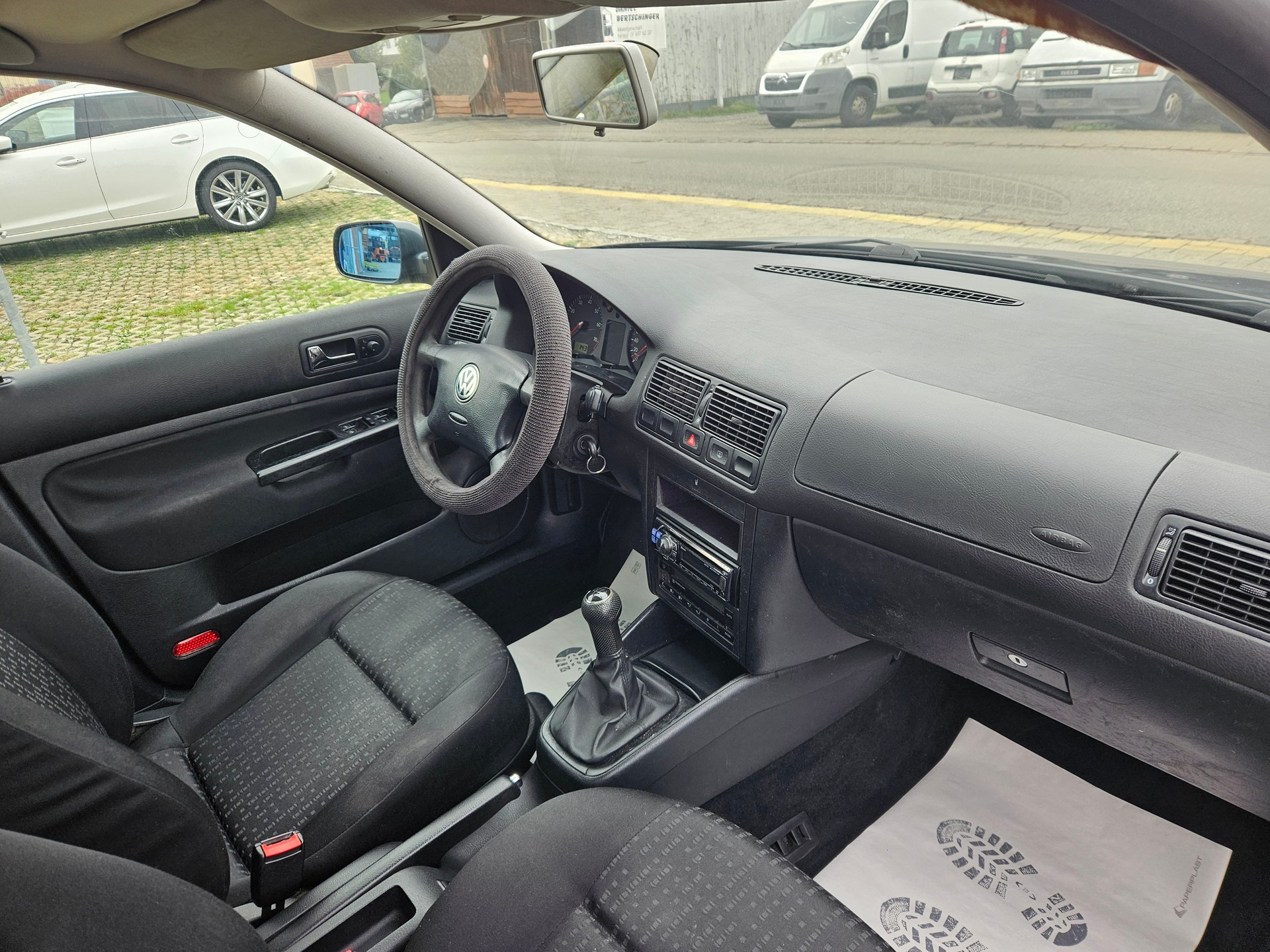 VW Golf 1.6 16V Comfortline-image-14