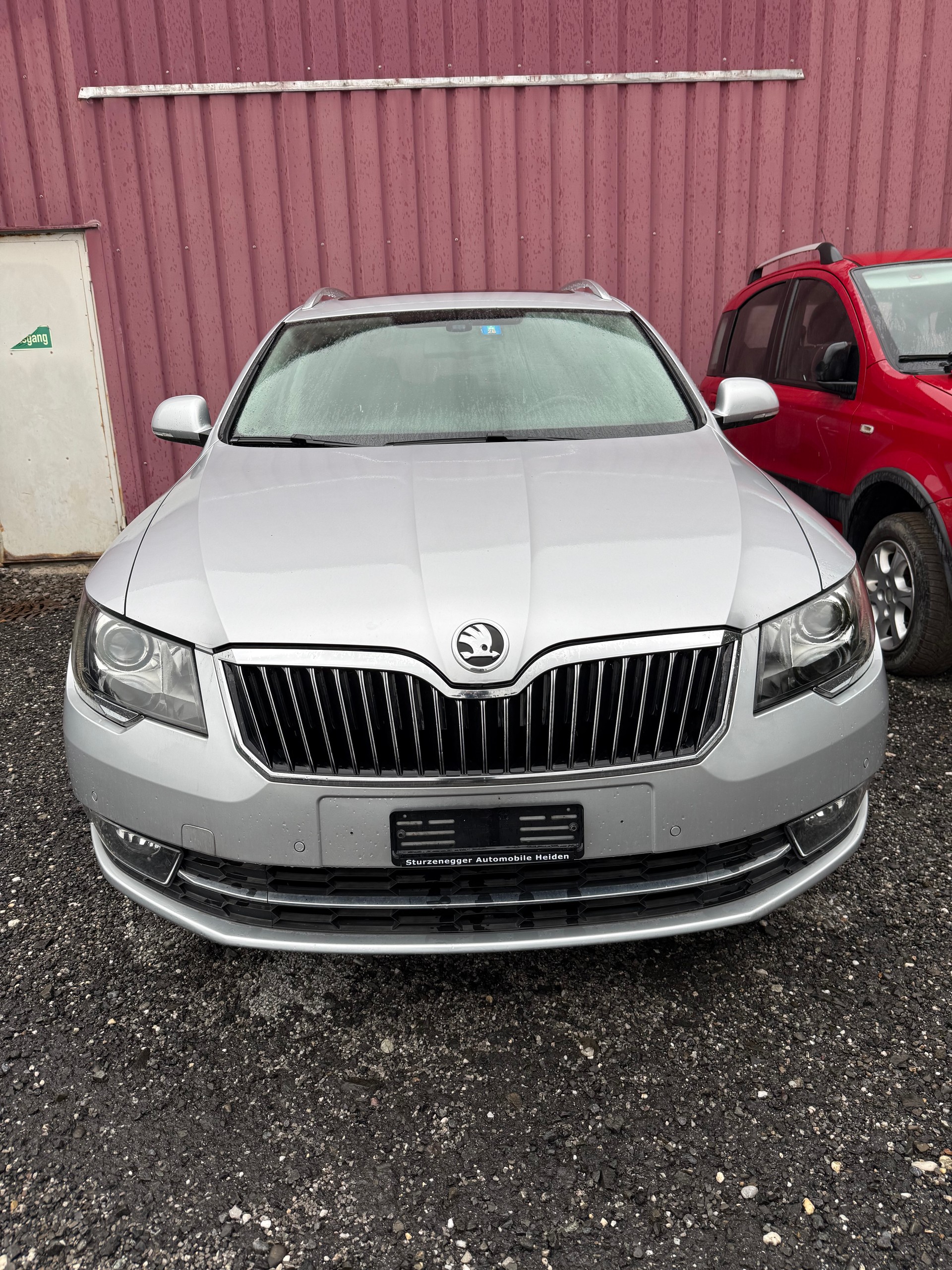 SKODA Superb Combi 2.0 TDi Laurin & Klement 4x4 DSG-image-4