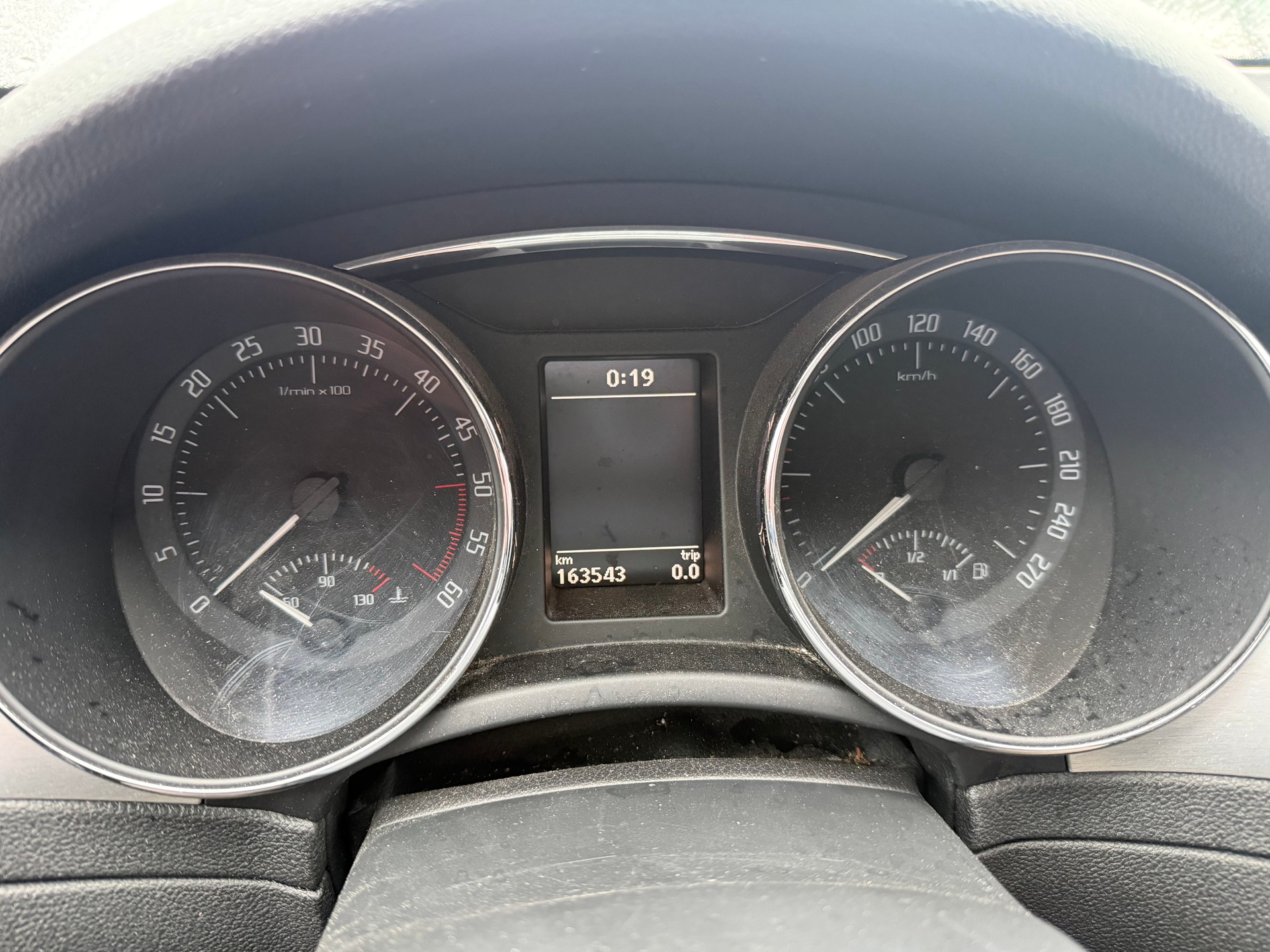SKODA Superb Combi 2.0 TDi Laurin & Klement 4x4 DSG-image-6