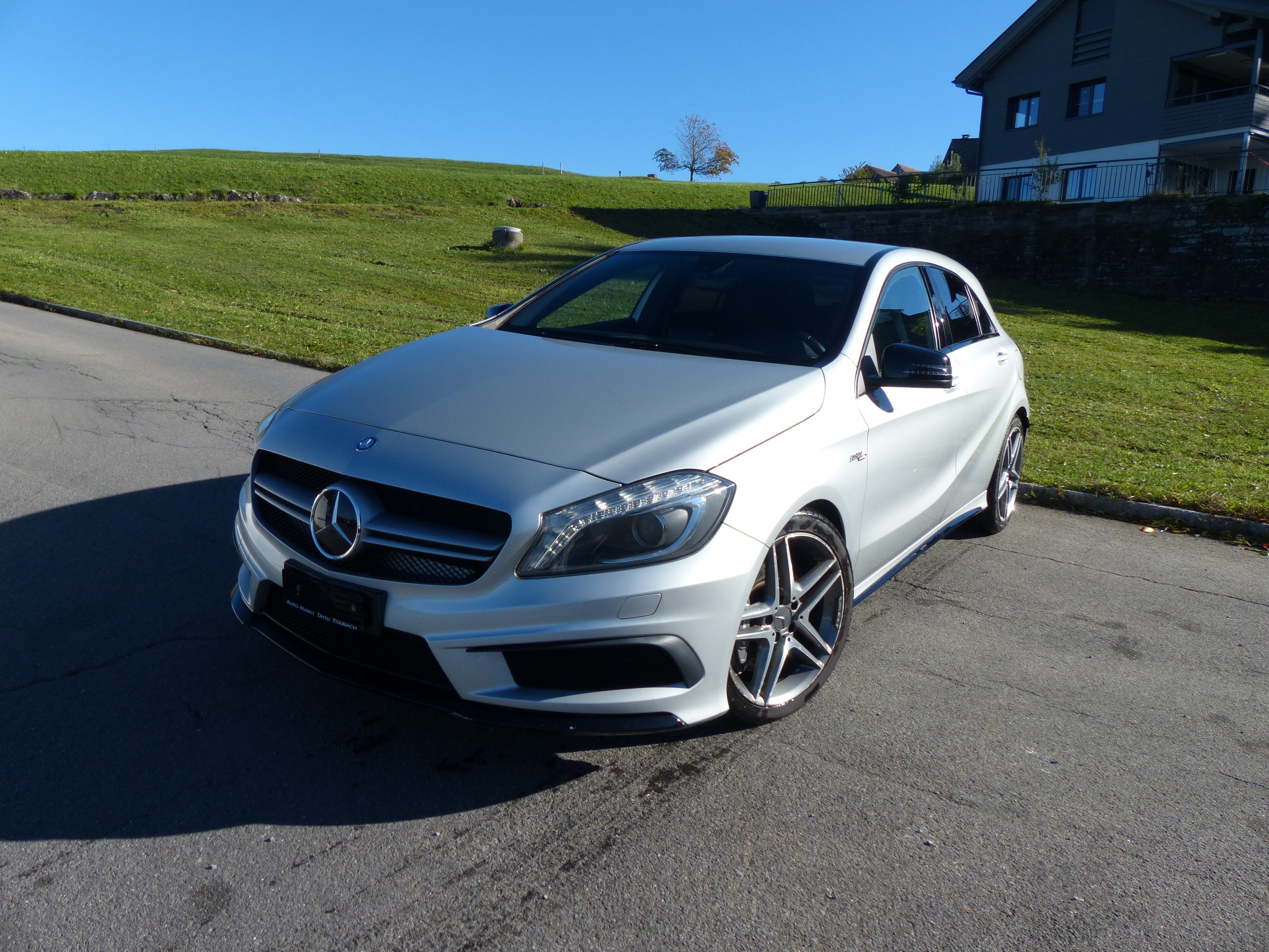 Car photo