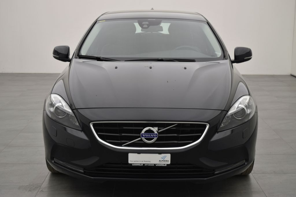 VOLVO V40 T3 Summum-image-3
