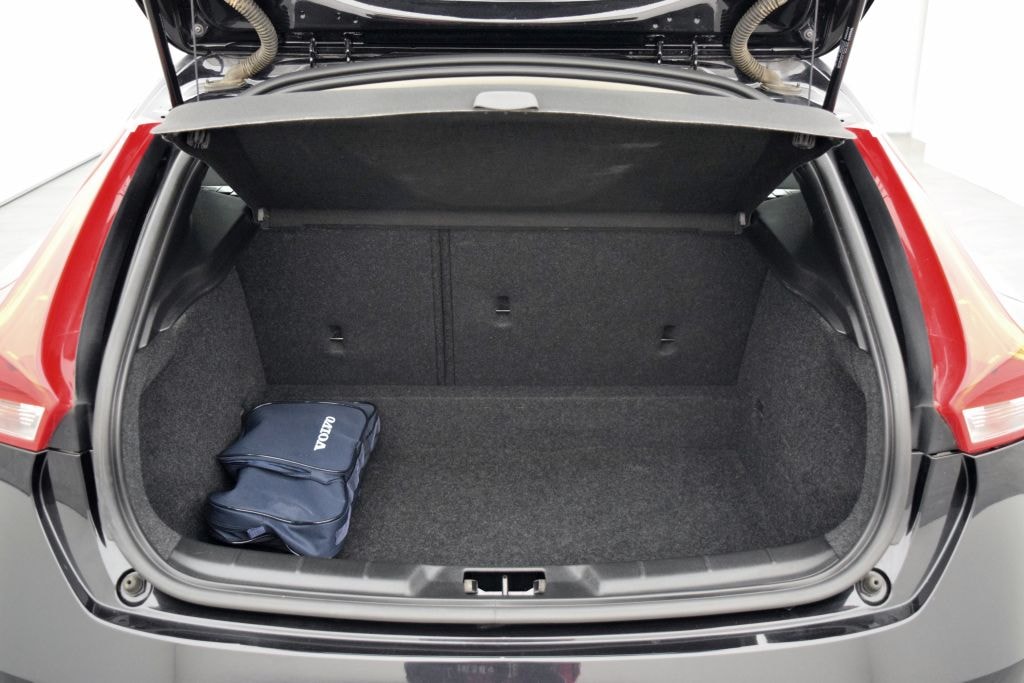 VOLVO V40 T3 Summum-image-15