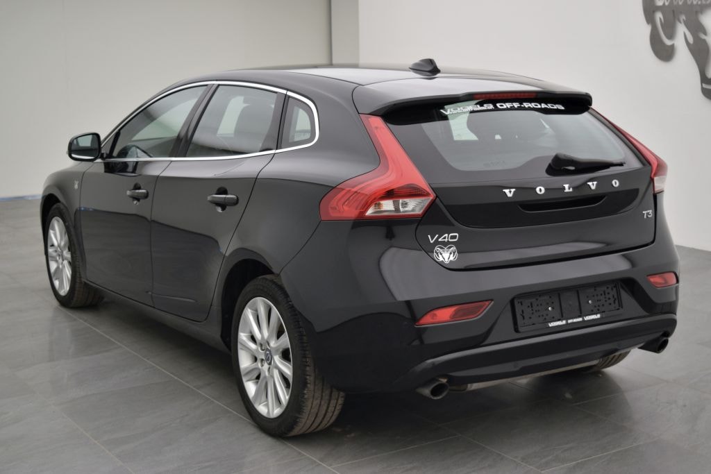 VOLVO V40 T3 Summum-image-6