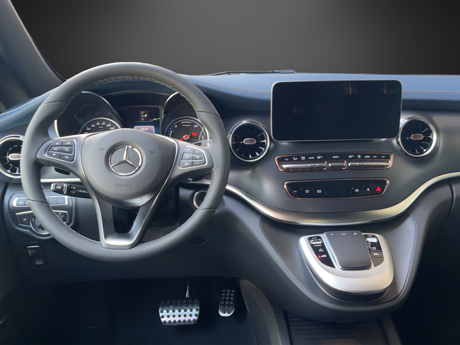 MERCEDES-BENZ EQV 300 lang-image-8