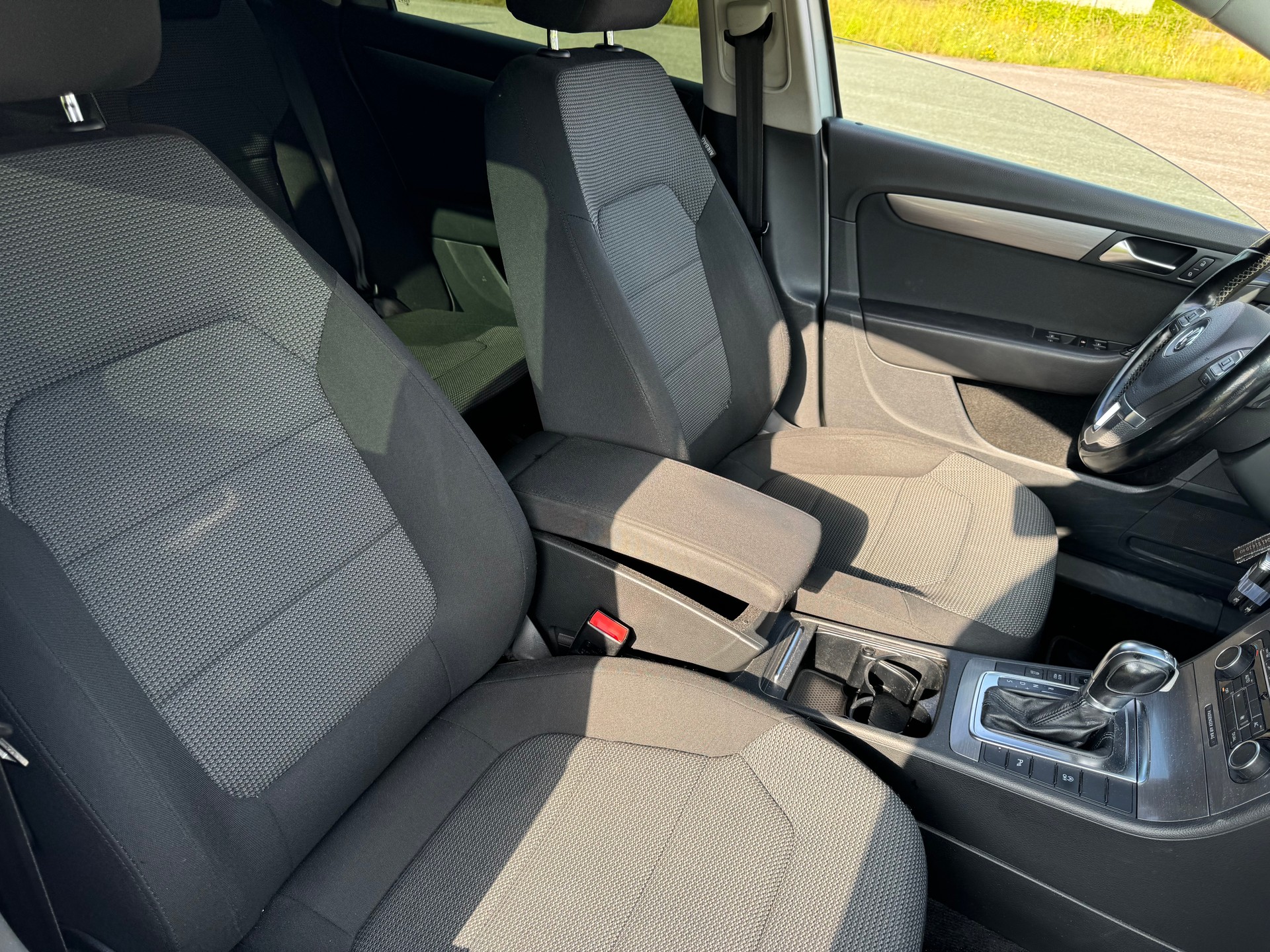 VW Passat Variant 2.0 TDI BMT Trendline DSG-image-7