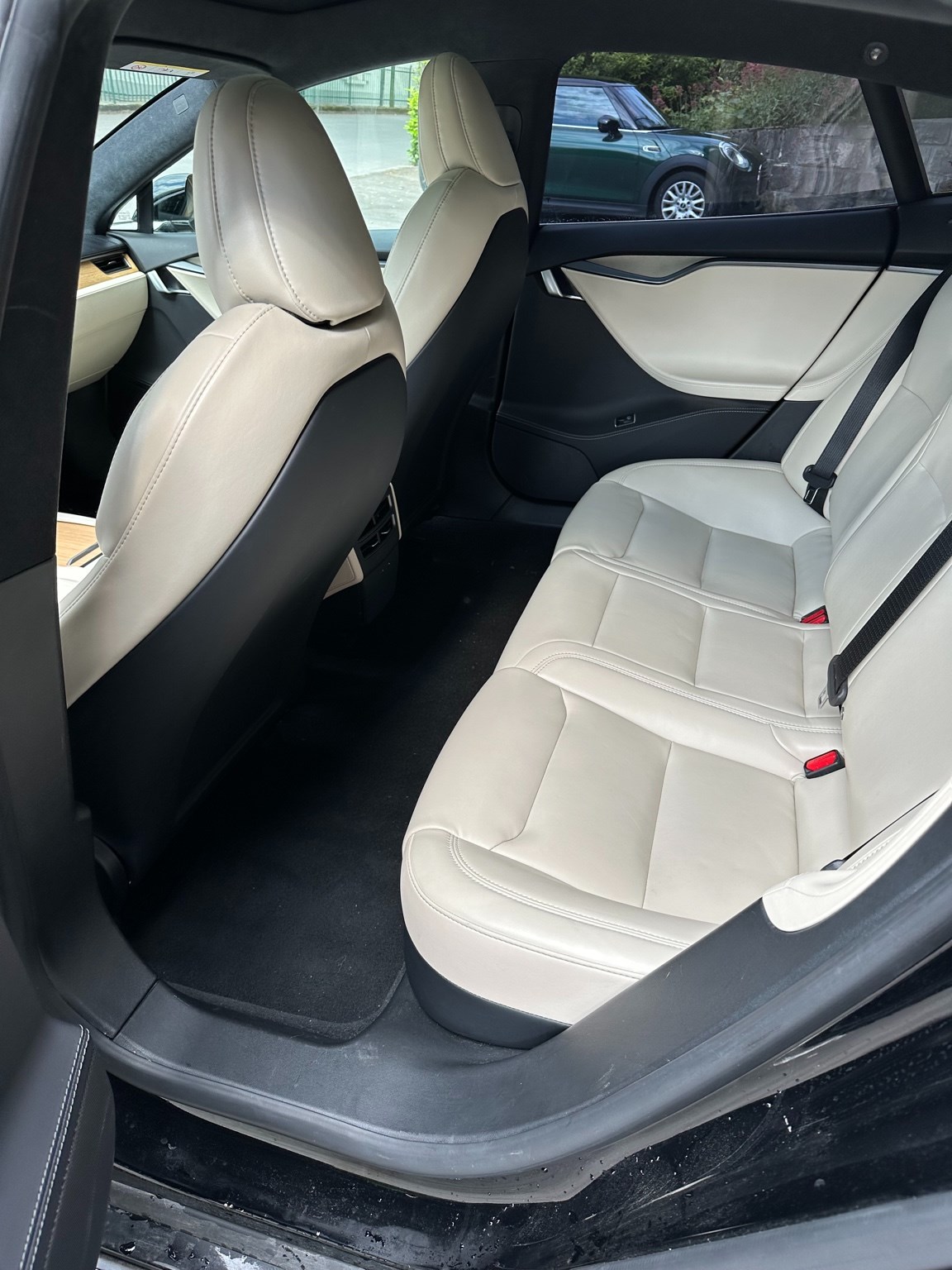 TESLA Model S Ludicrous Performance-image-4