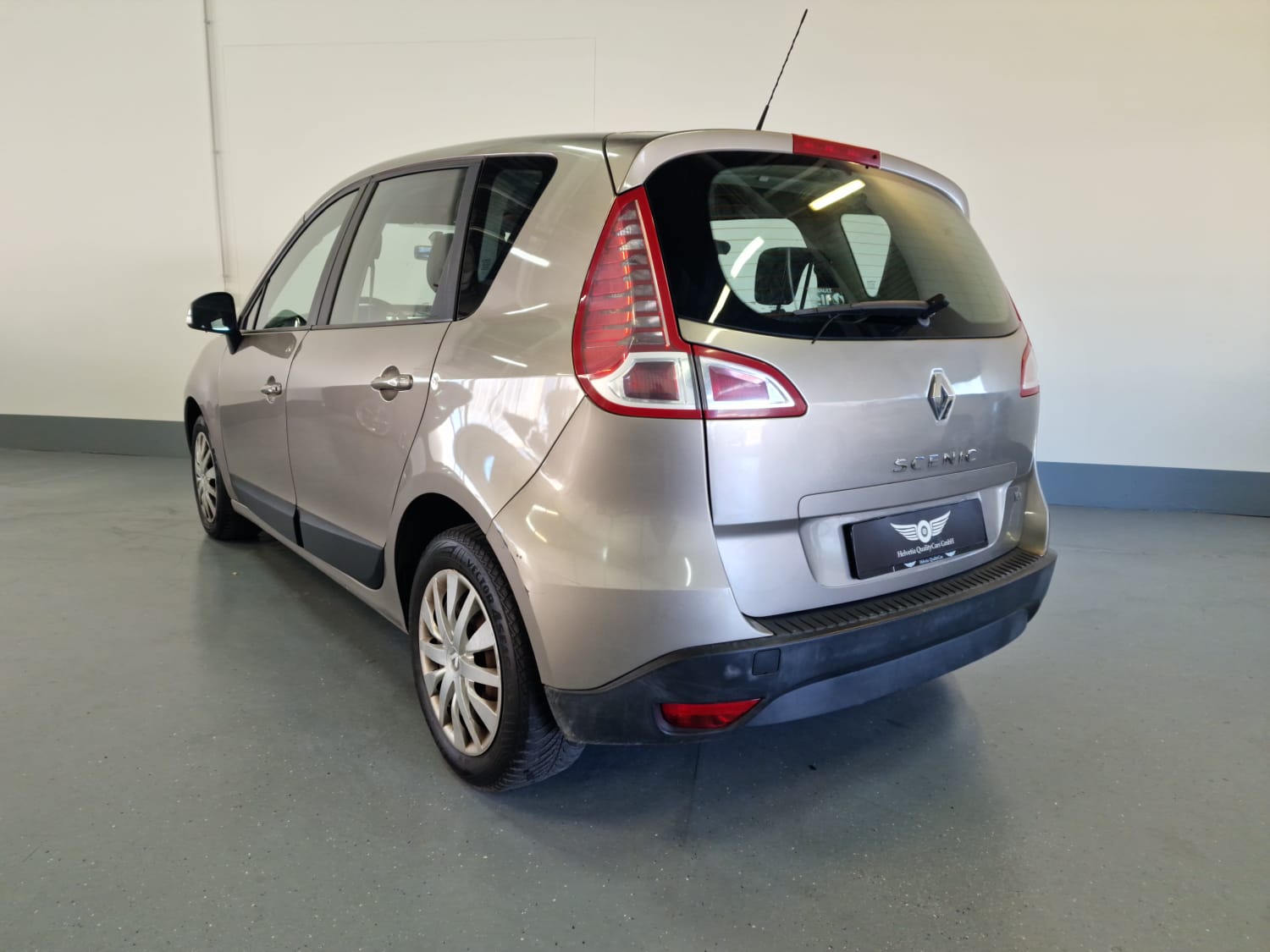 RENAULT Scénic 1.4 16V Turbo Expression-image-6