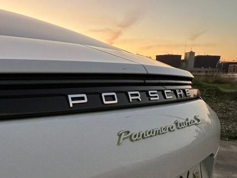 PORSCHE Panamera Turbo S E-Hybrid PDK-image-7