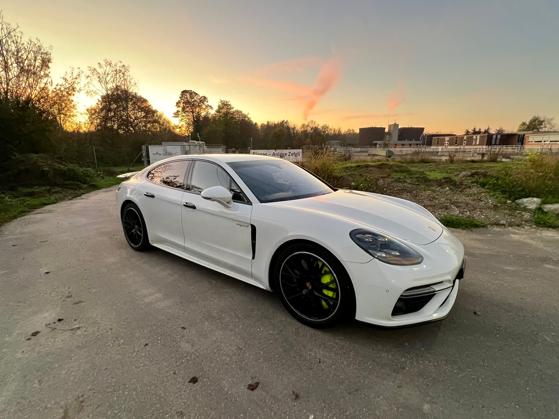 PORSCHE Panamera Turbo S E-Hybrid PDK-image-3