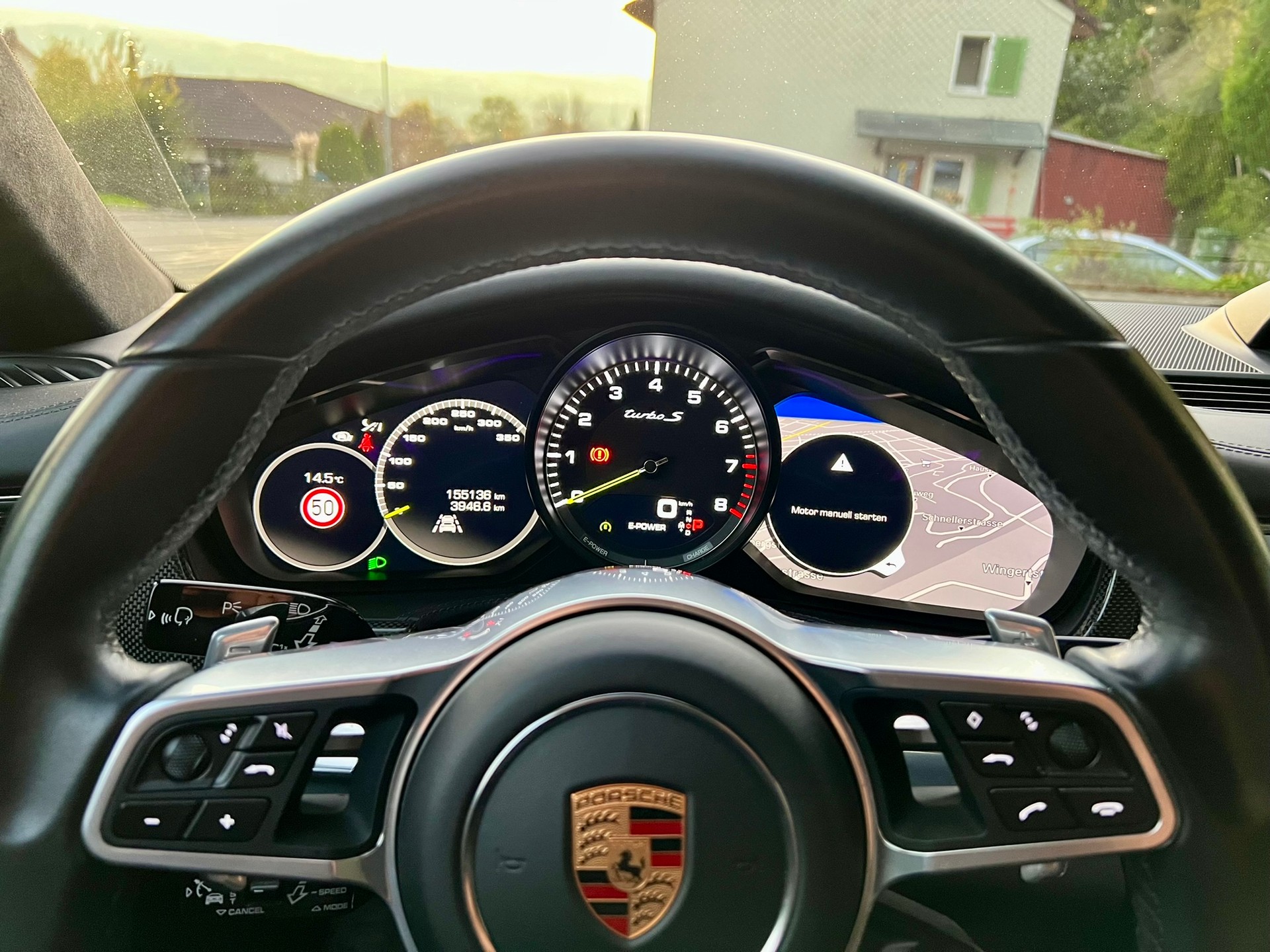 PORSCHE Panamera Turbo S E-Hybrid PDK-image-17
