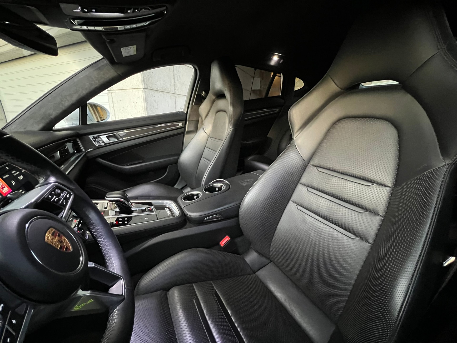 PORSCHE Panamera Turbo S E-Hybrid PDK-image-13