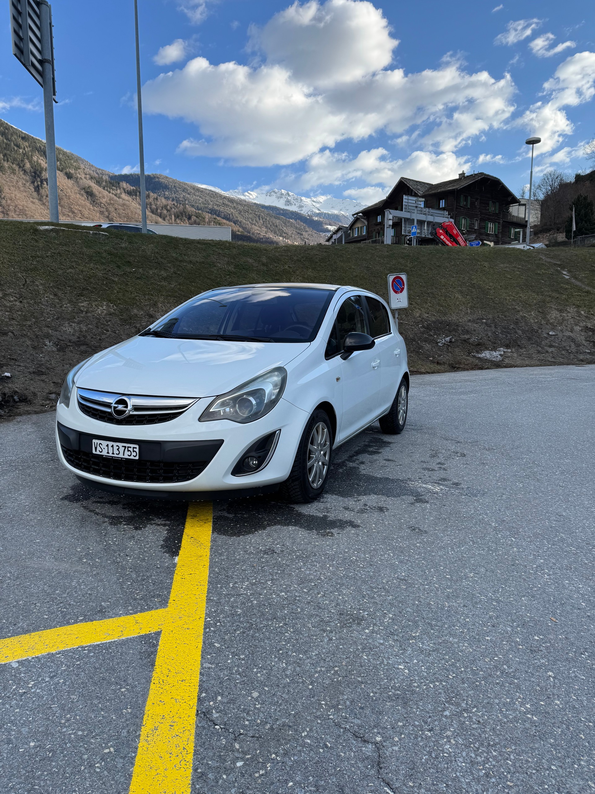 OPEL Corsa 1.4 Turbo Color Edition-image-0