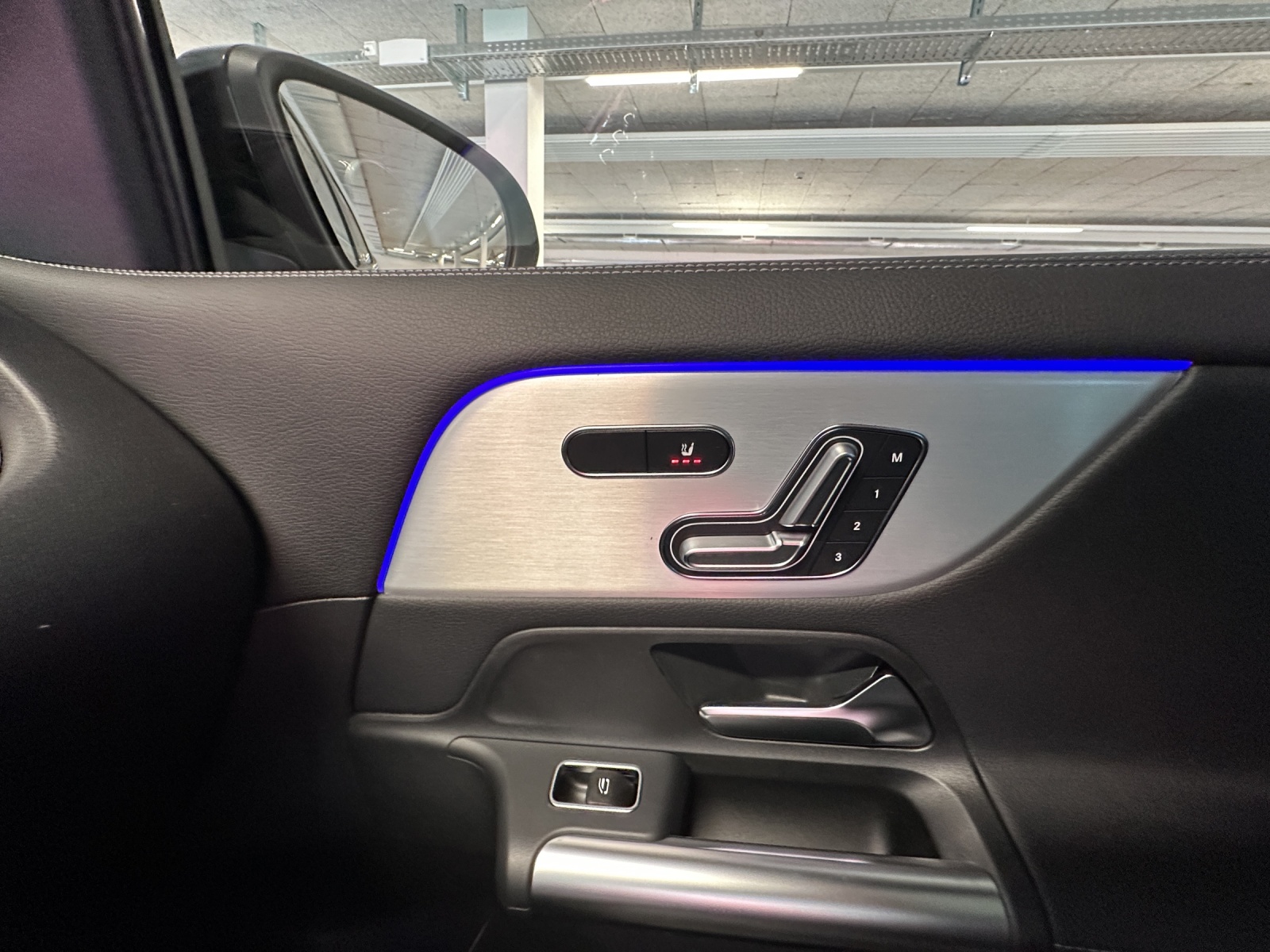 MERCEDES-BENZ GLA AMG 45 S 4Matic+ 8G-DCT-image-15