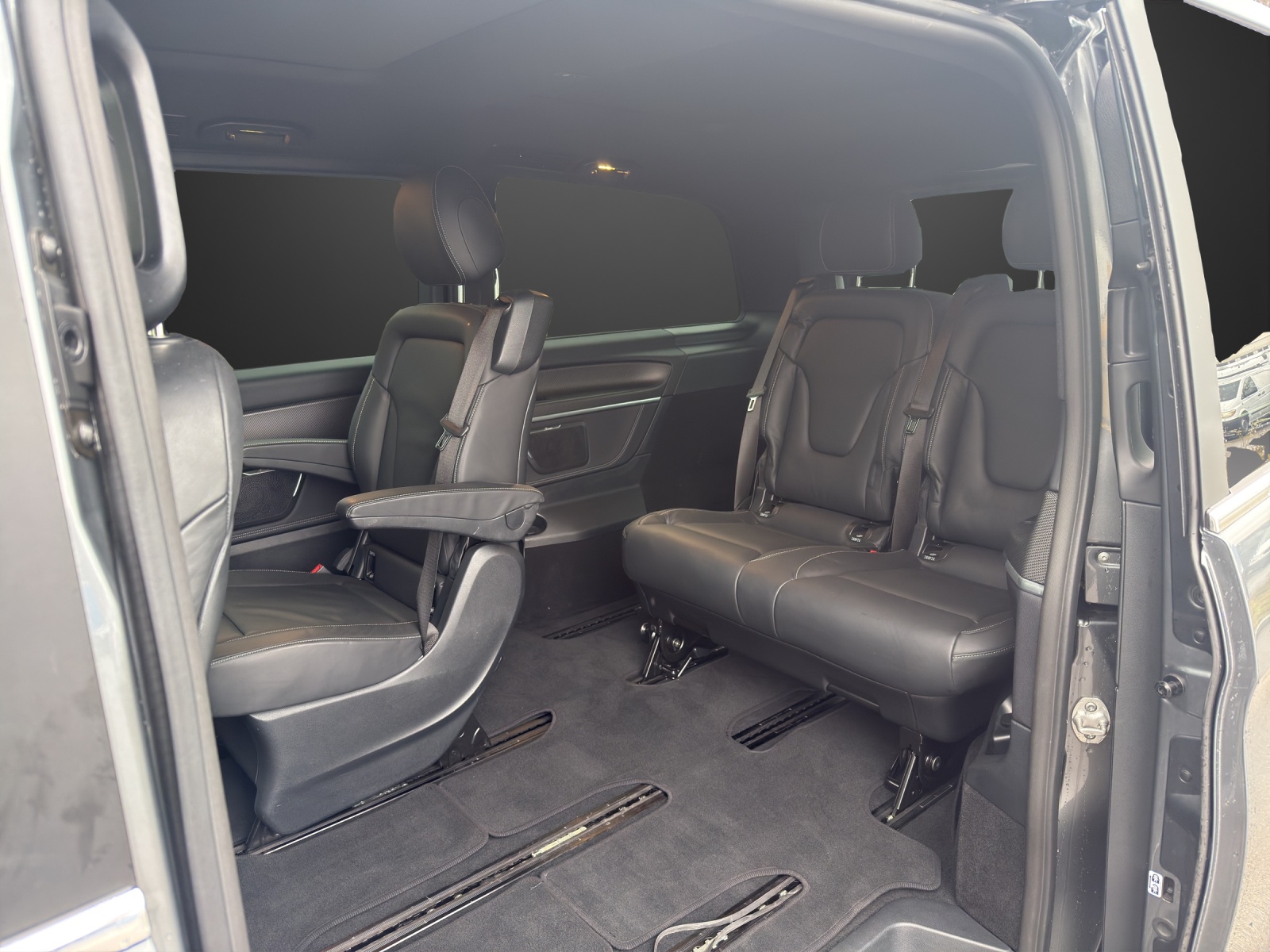 MERCEDES-BENZ V 300 d lang Avantgarde 4Matic 9G-Tronic (Behindertengerecht) Fahrzeug für Beeinträchtigte-image-7