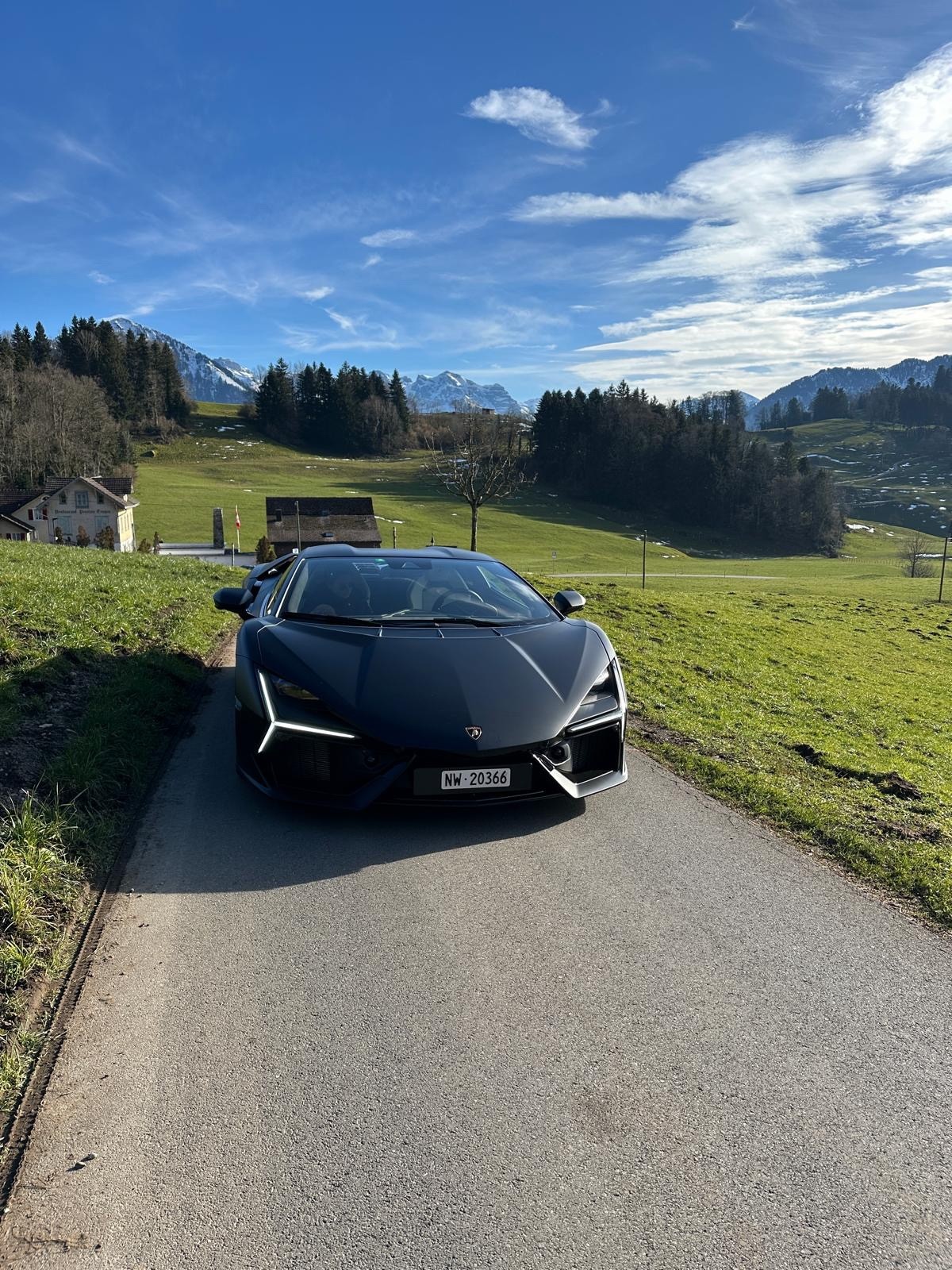 LAMBORGHINI REVUELTO-image-9