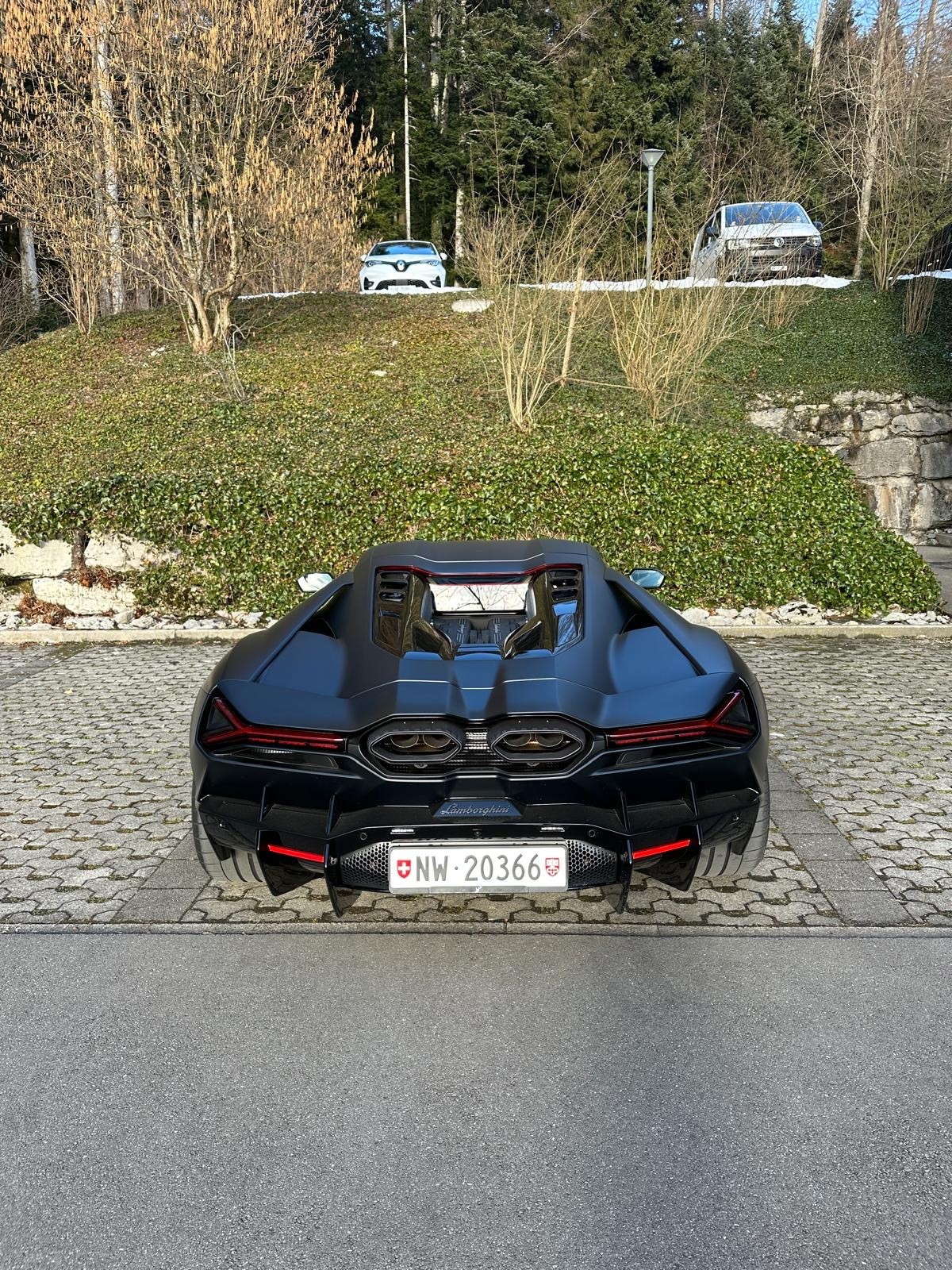 LAMBORGHINI REVUELTO-image-13