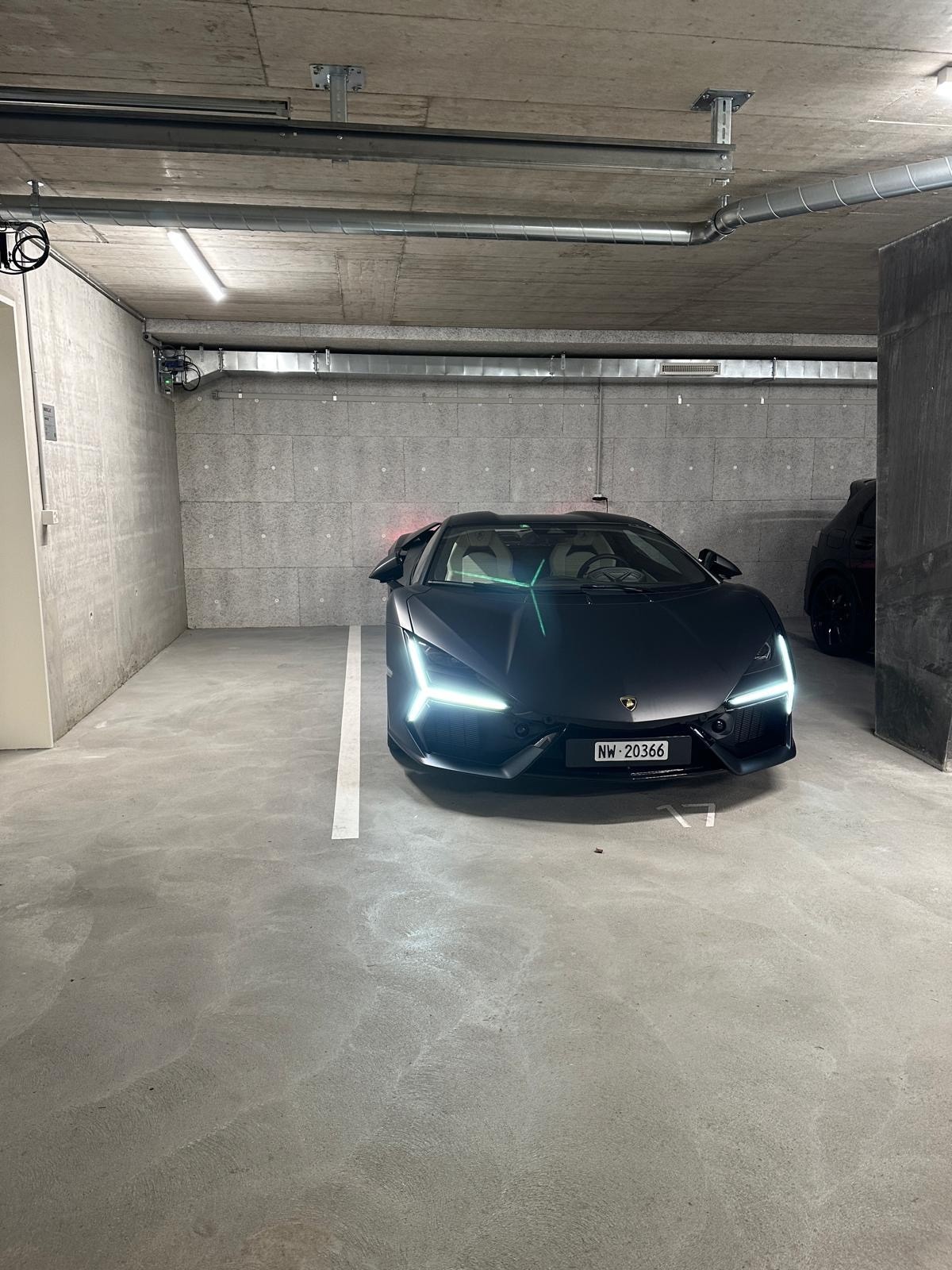 LAMBORGHINI REVUELTO-image-2
