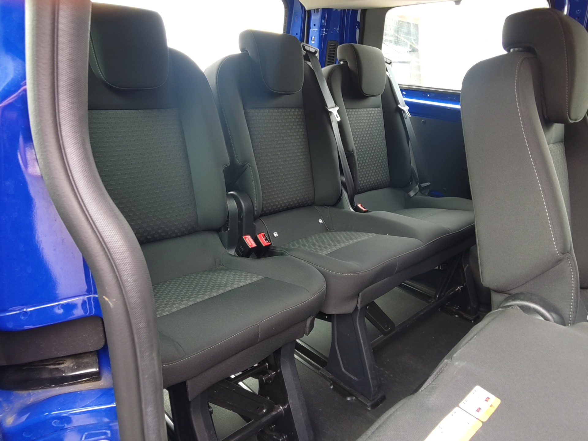FORD Transit Custom 320 L1H1 Trend A-image-8