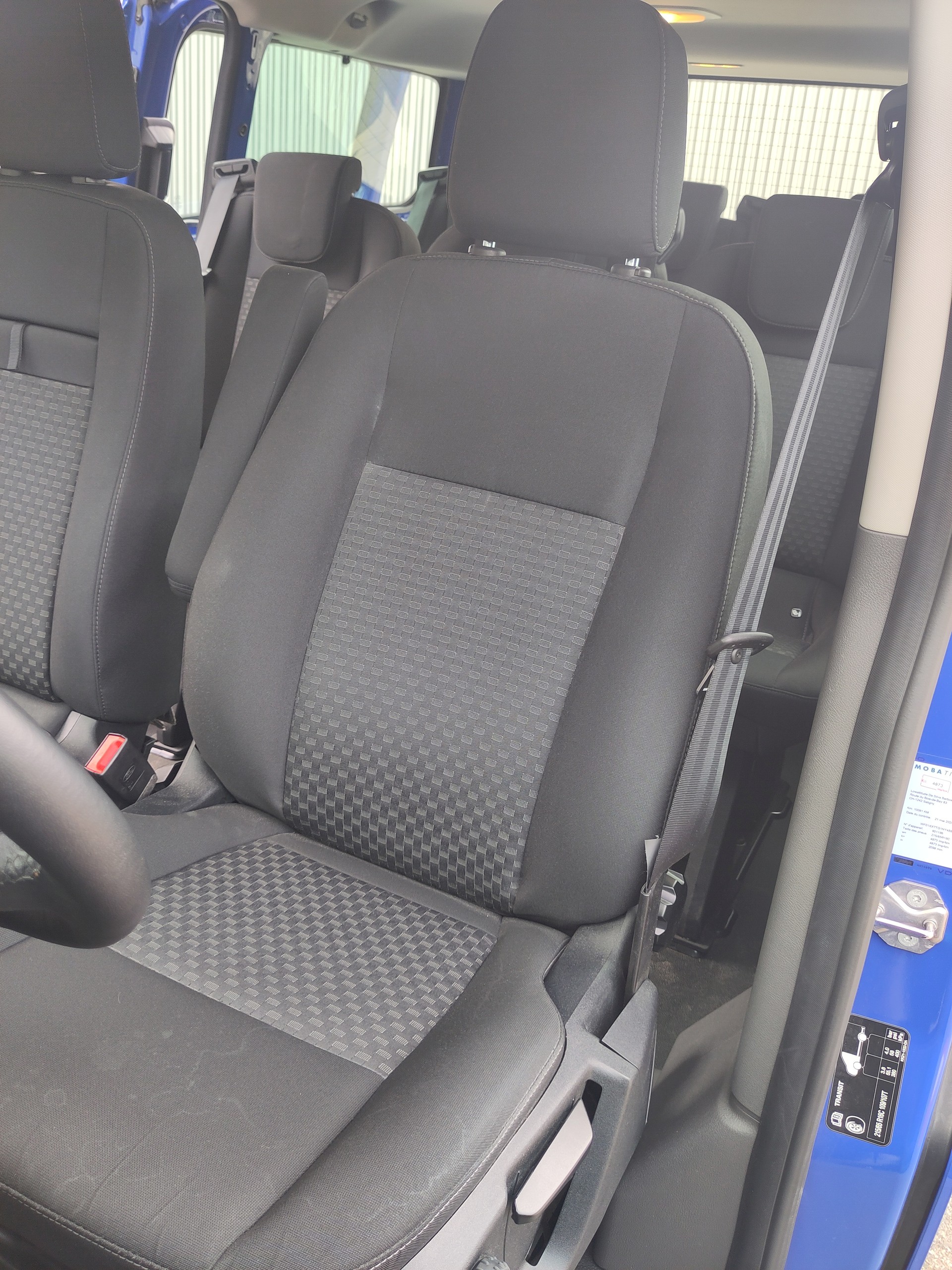 FORD Transit Custom 320 L1H1 Trend A-image-4