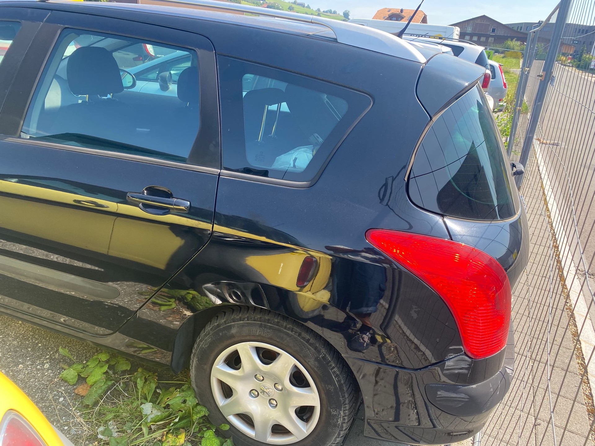 PEUGEOT 308 SW 1.6 16V VTI Trendy-image-2