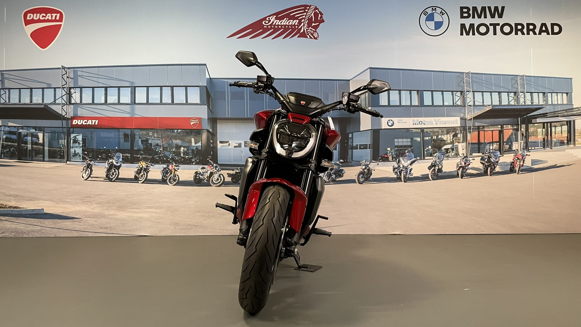 DUCATI XDiavel 1160 V4-showroom-element-1