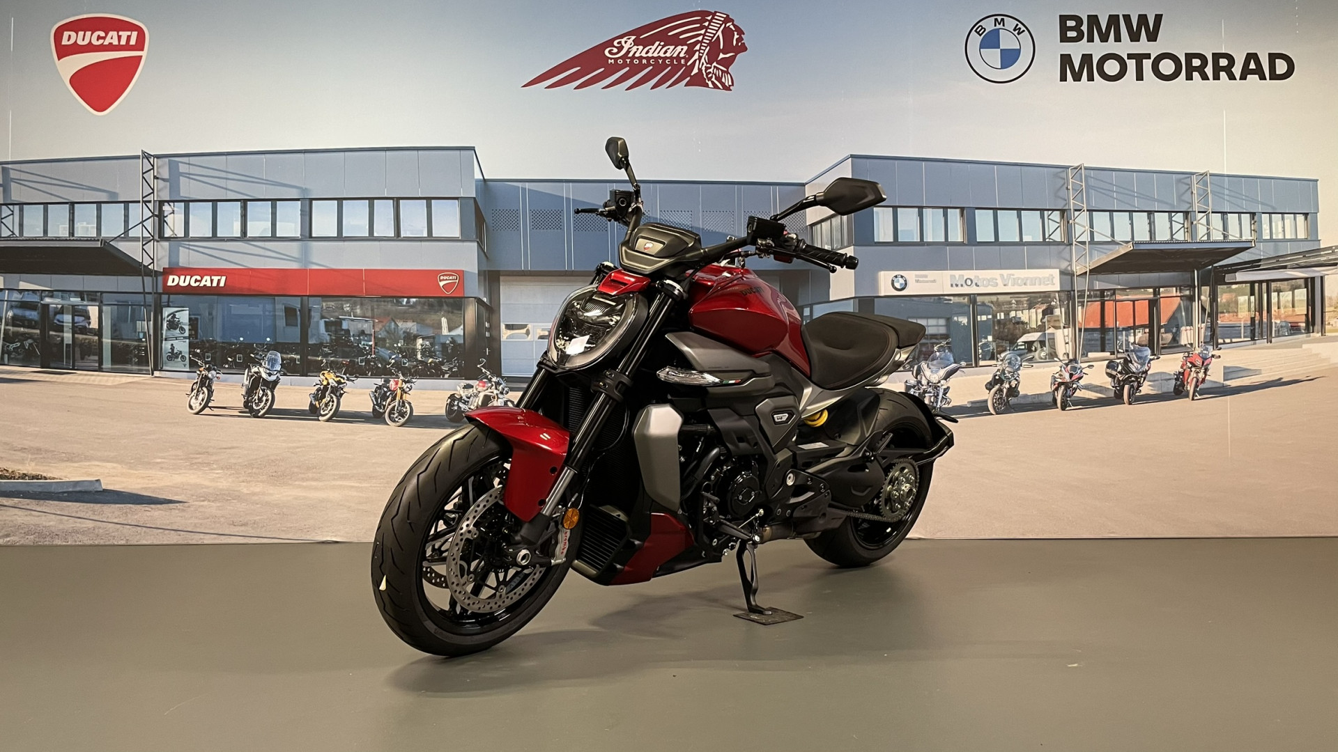 DUCATI XDiavel 1160 V4-showroom-element-2