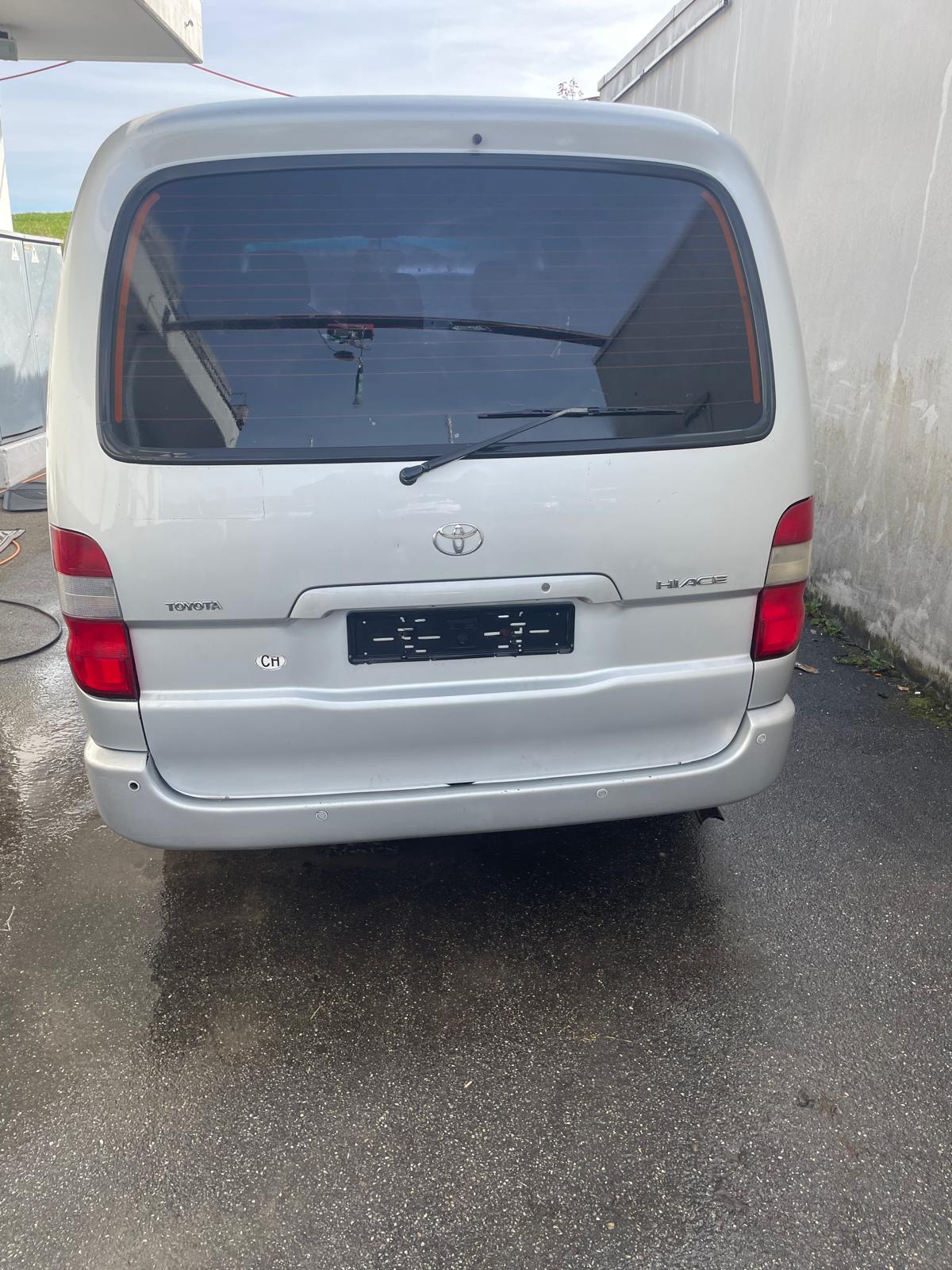 TOYOTA Hiace D-4D Wagon SWB-image-15