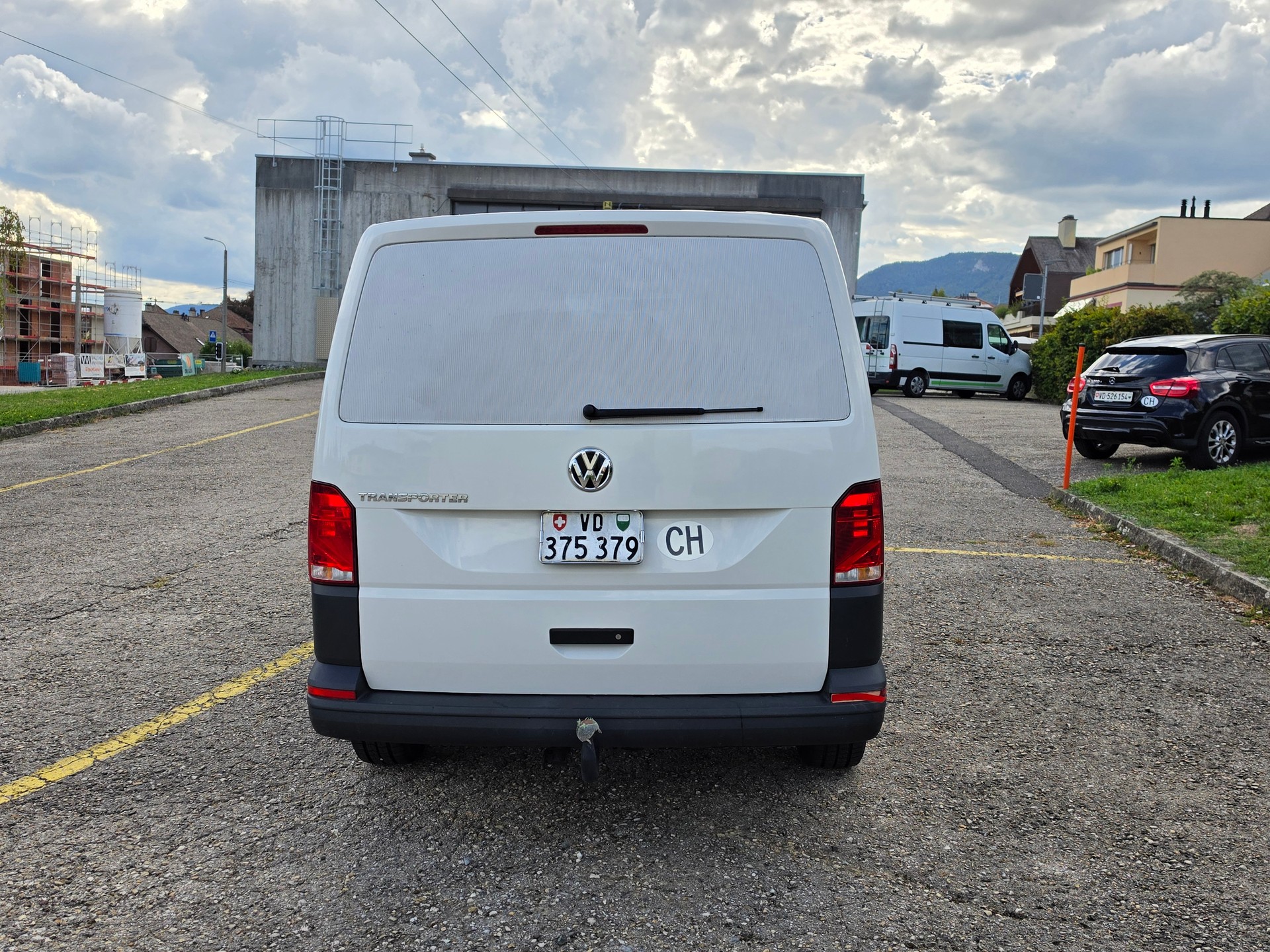VW T6.1 2.0 TDI Entry-image-2