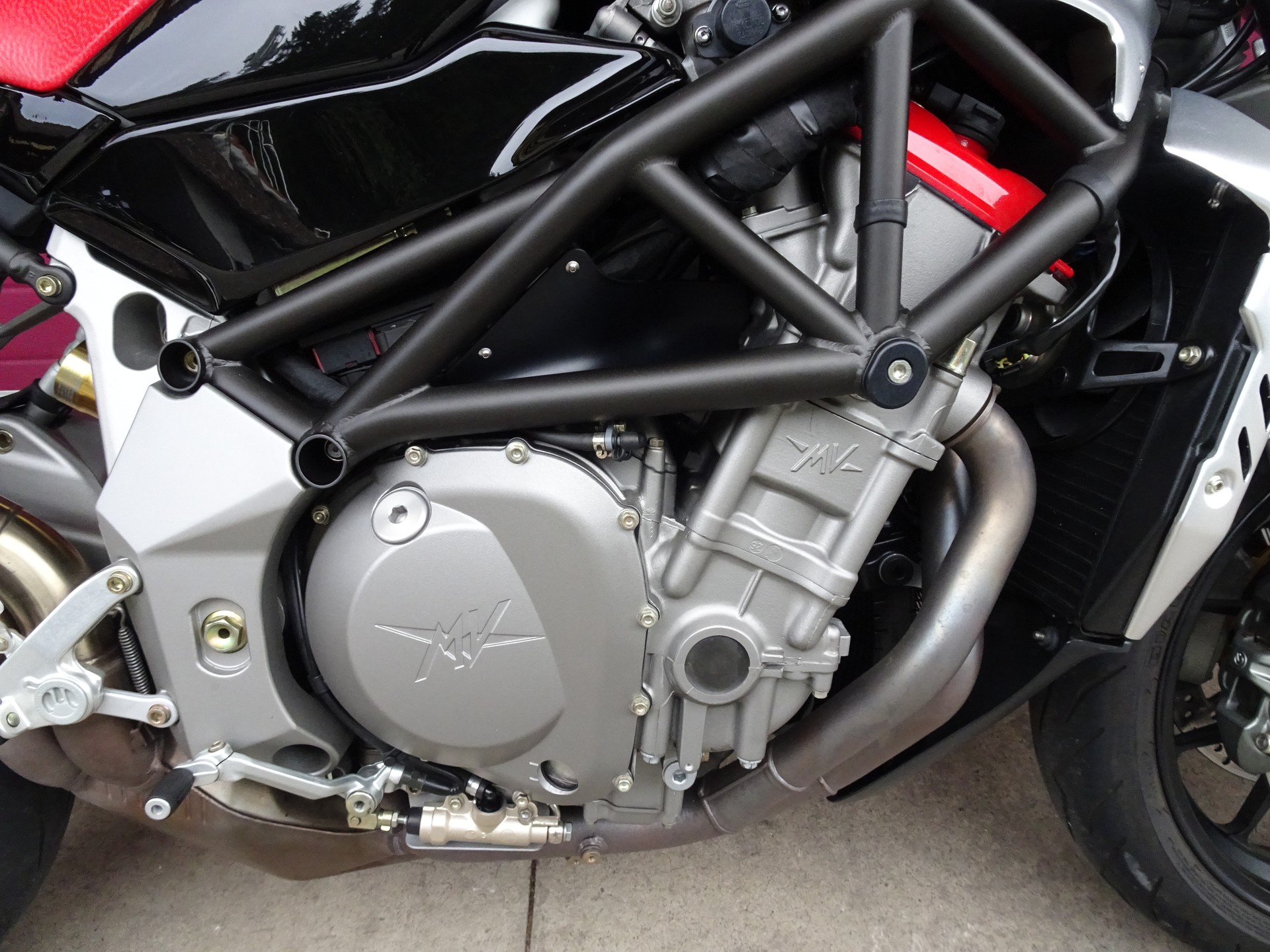 MV AGUSTA B4 Brutale 1078 RR-image-9