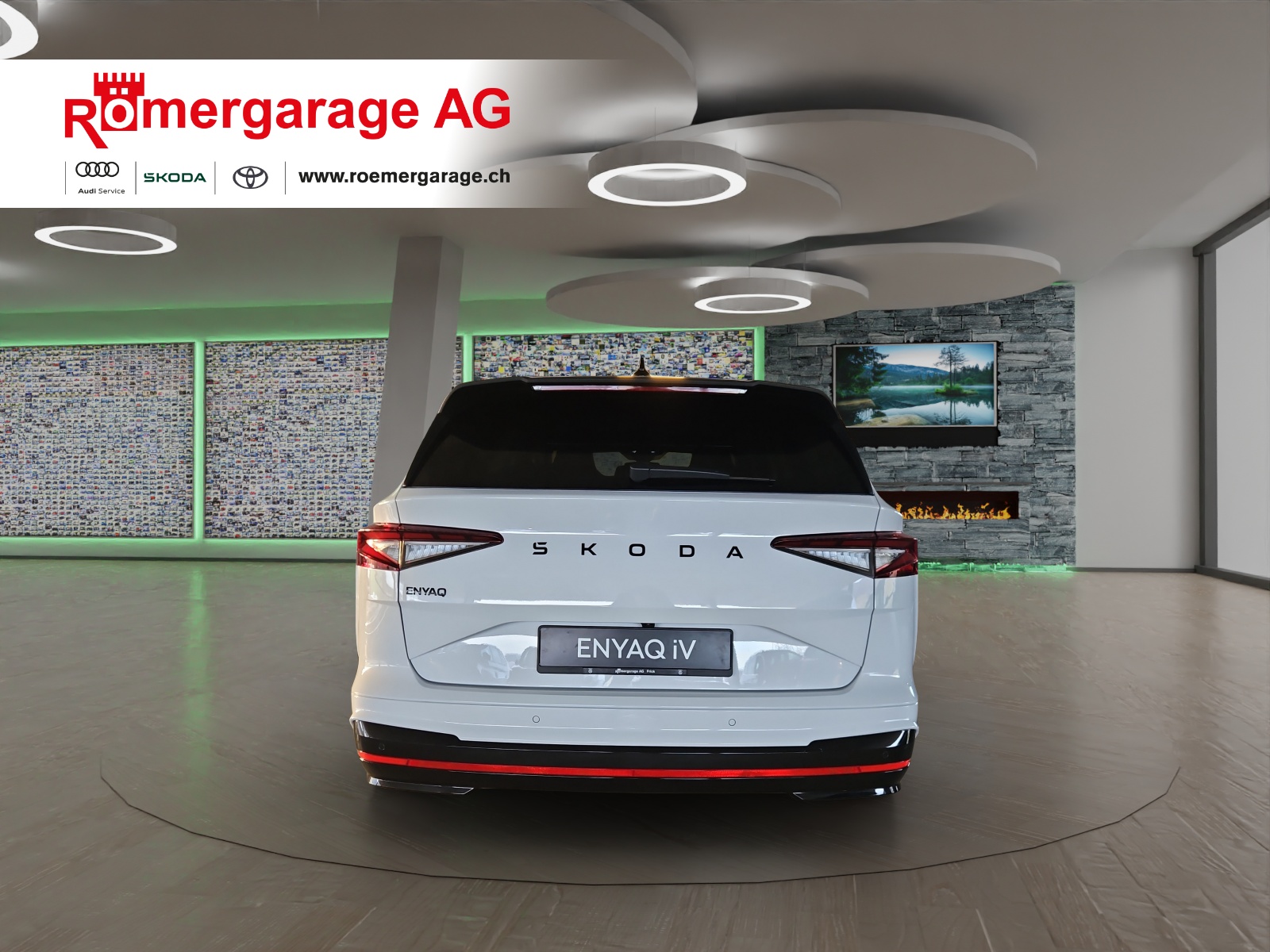 SKODA Enyaq 4x4 RS-image-2
