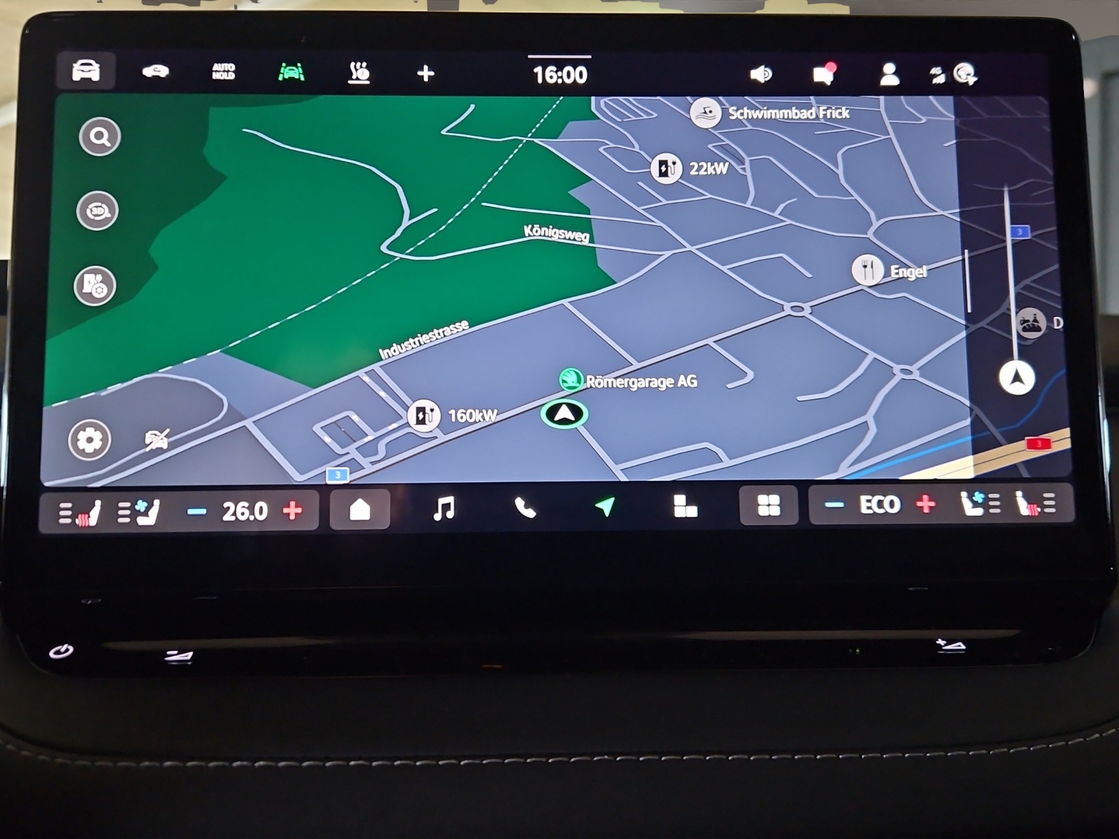 SKODA Enyaq 4x4 RS-image-14