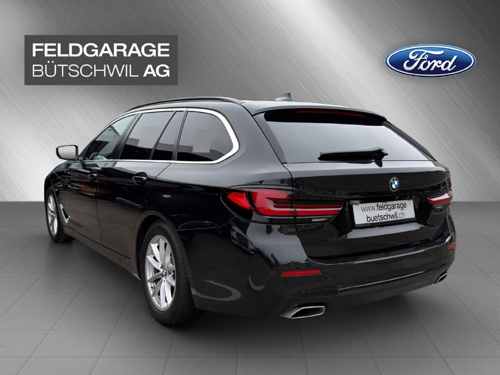 BMW 520d xDrive Touring **CH Fahrzeug**Gratis Service**Garantie**-image-5