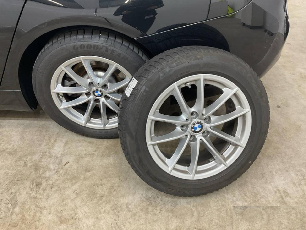 BMW 520d xDrive Touring **CH Fahrzeug**Gratis Service**Garantie**-image-16