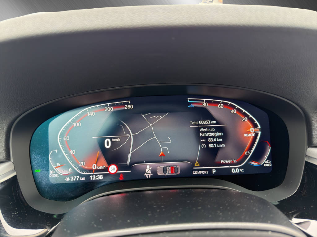 BMW 520d xDrive Touring **CH Fahrzeug**Gratis Service**Garantie**-image-12