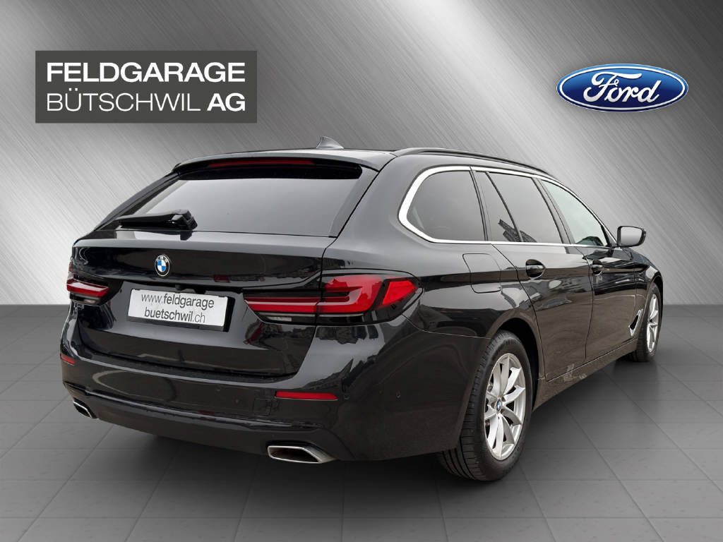 BMW 520d xDrive Touring **CH Fahrzeug**Gratis Service**Garantie**-image-7