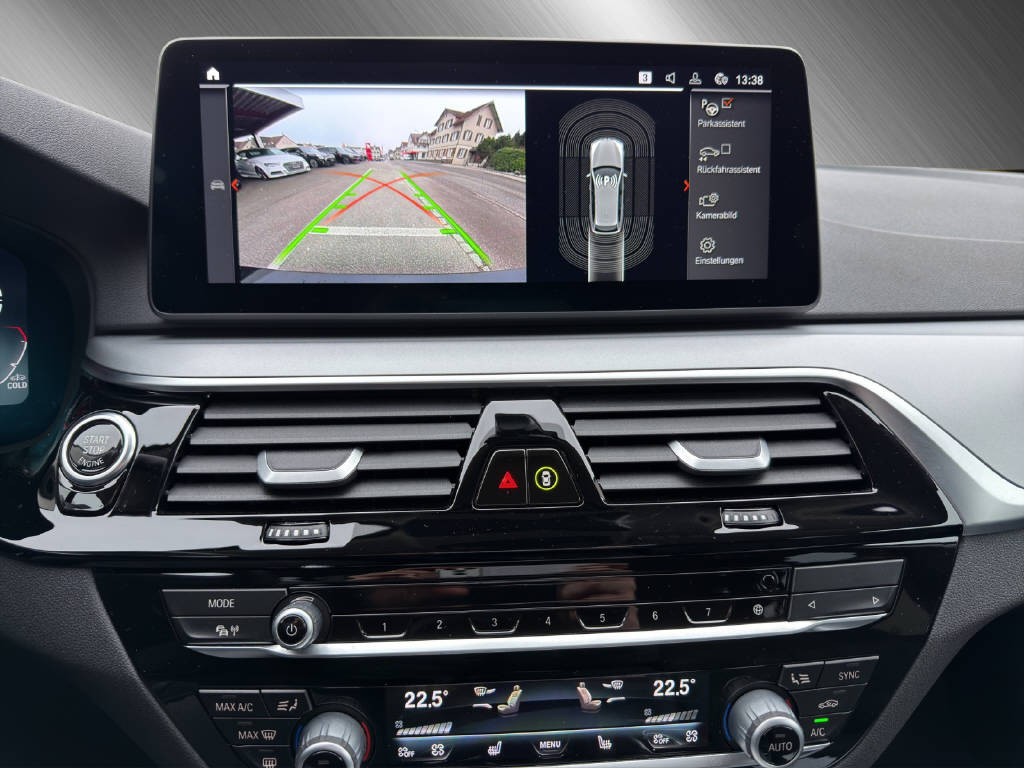 BMW 520d xDrive Touring **CH Fahrzeug**Gratis Service**Garantie**-image-10