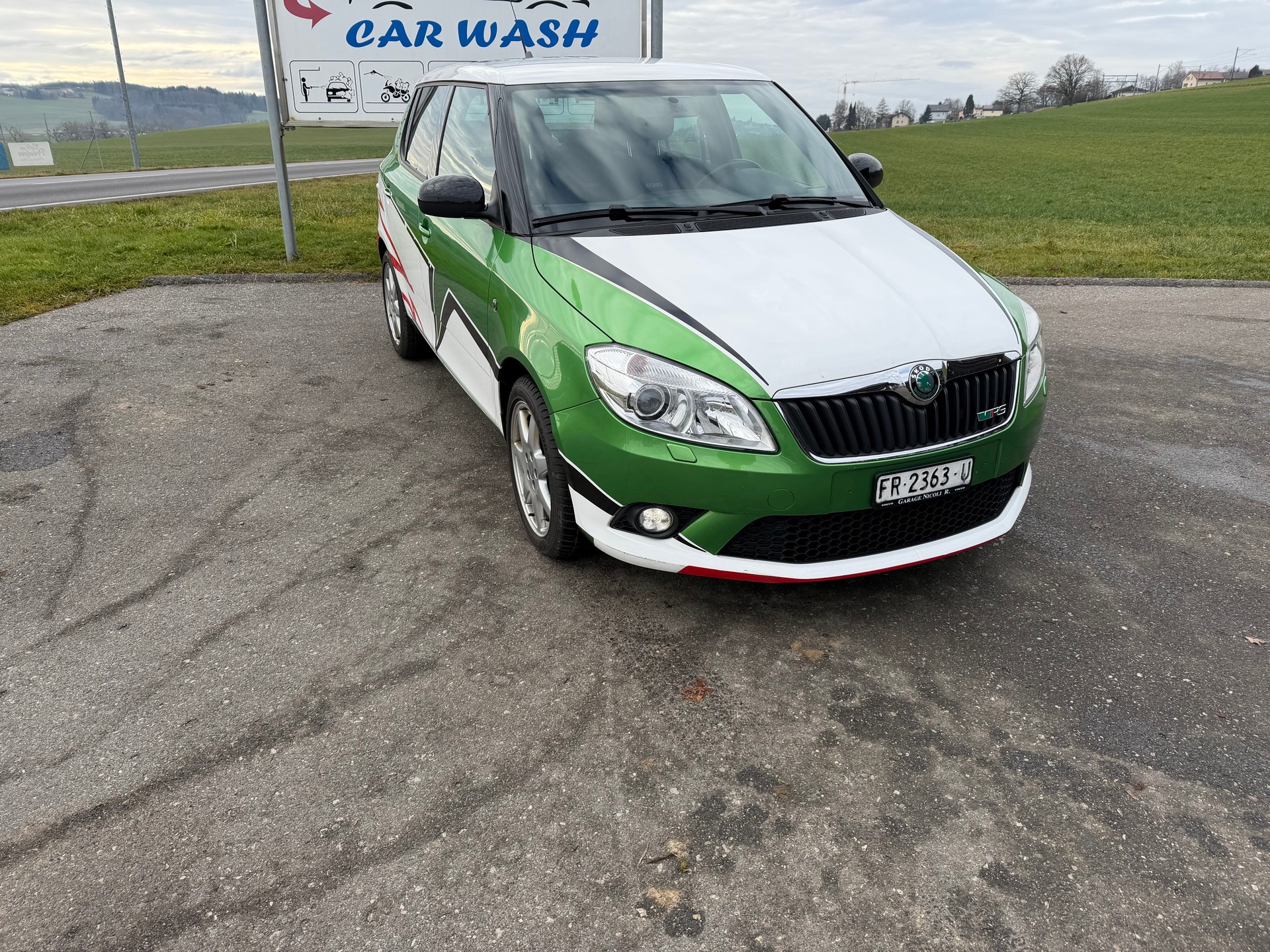 SKODA Fabia 1.4 TSI RS Edition S2000 DSG-image-1