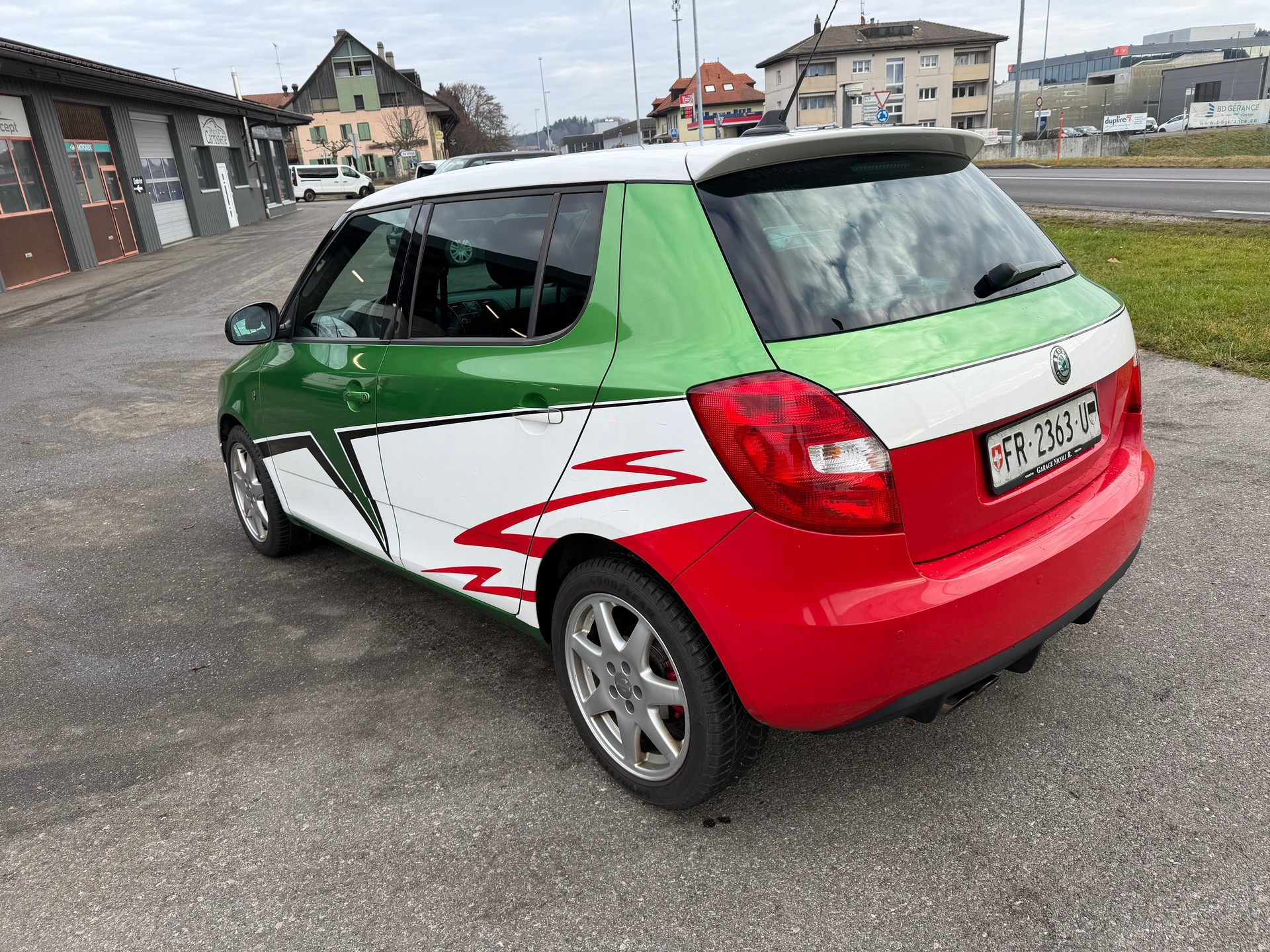 SKODA Fabia 1.4 TSI RS Edition S2000 DSG-image-3
