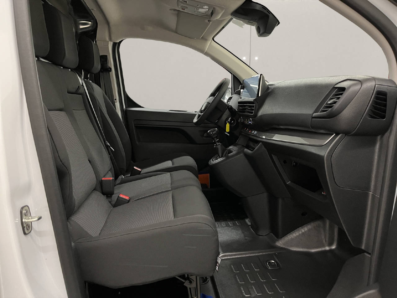 OPEL Vivaro Cargo 1.5 D 120 S/S-image-11