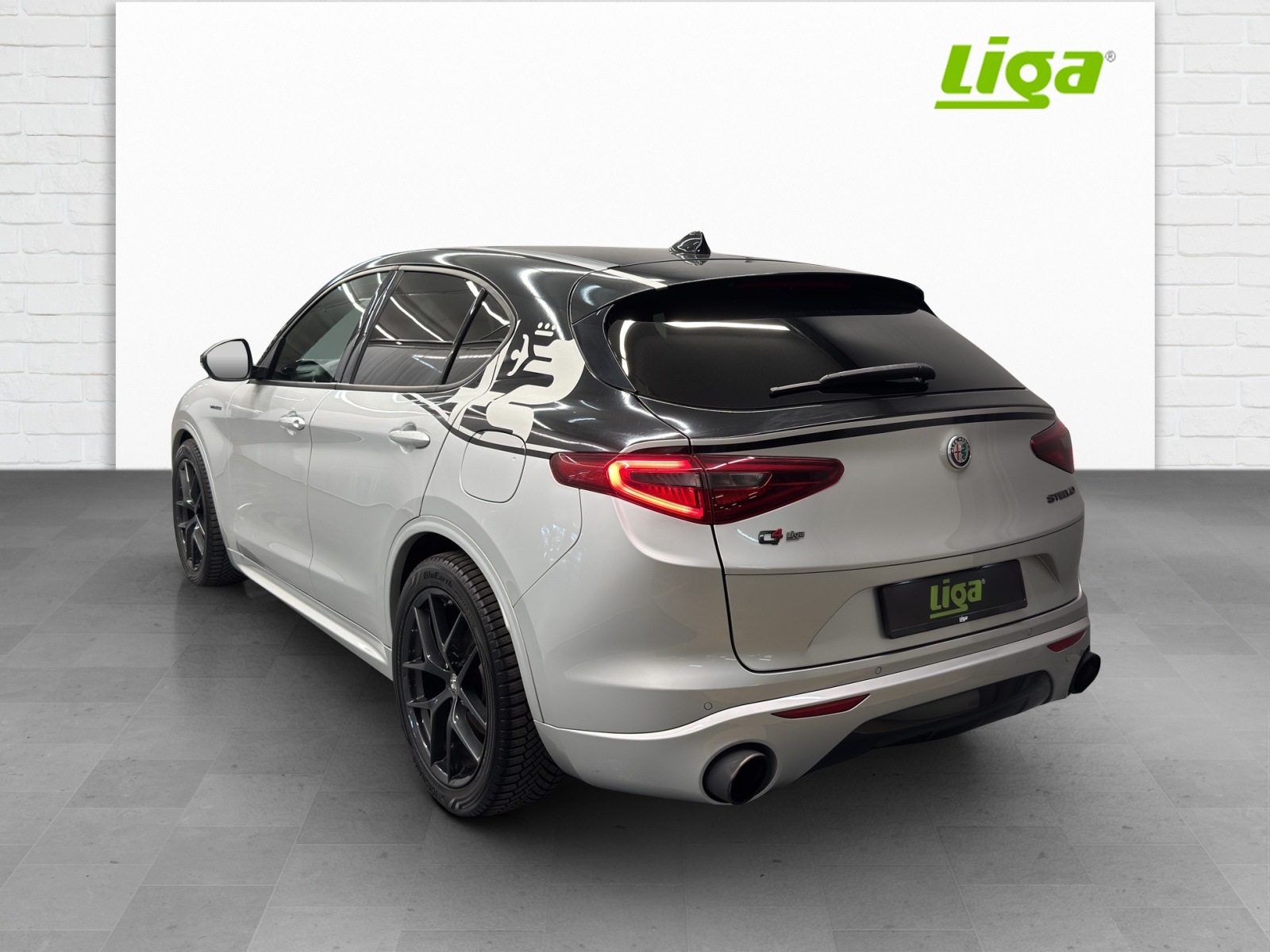 ALFA ROMEO Stelvio 2.0 Q4 280 Veloce-image-3