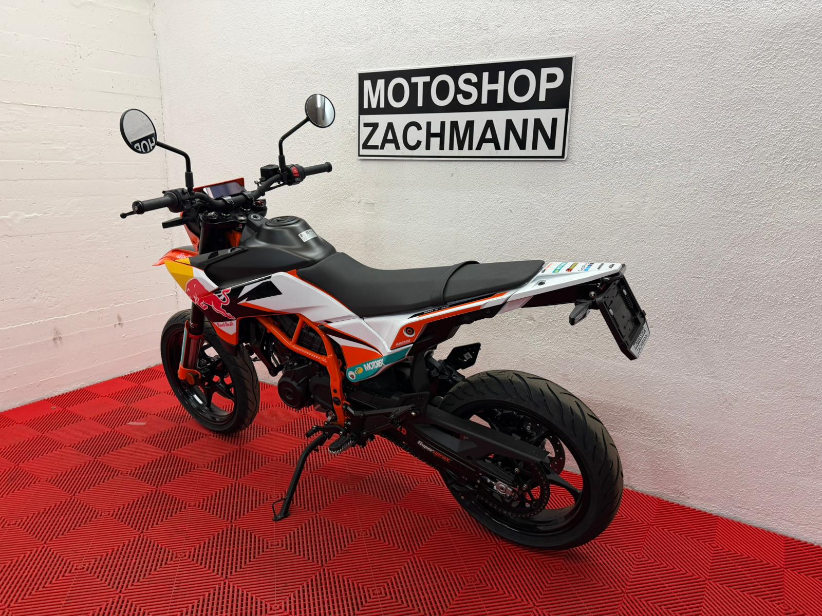 KTM 125 SMC R-image-7