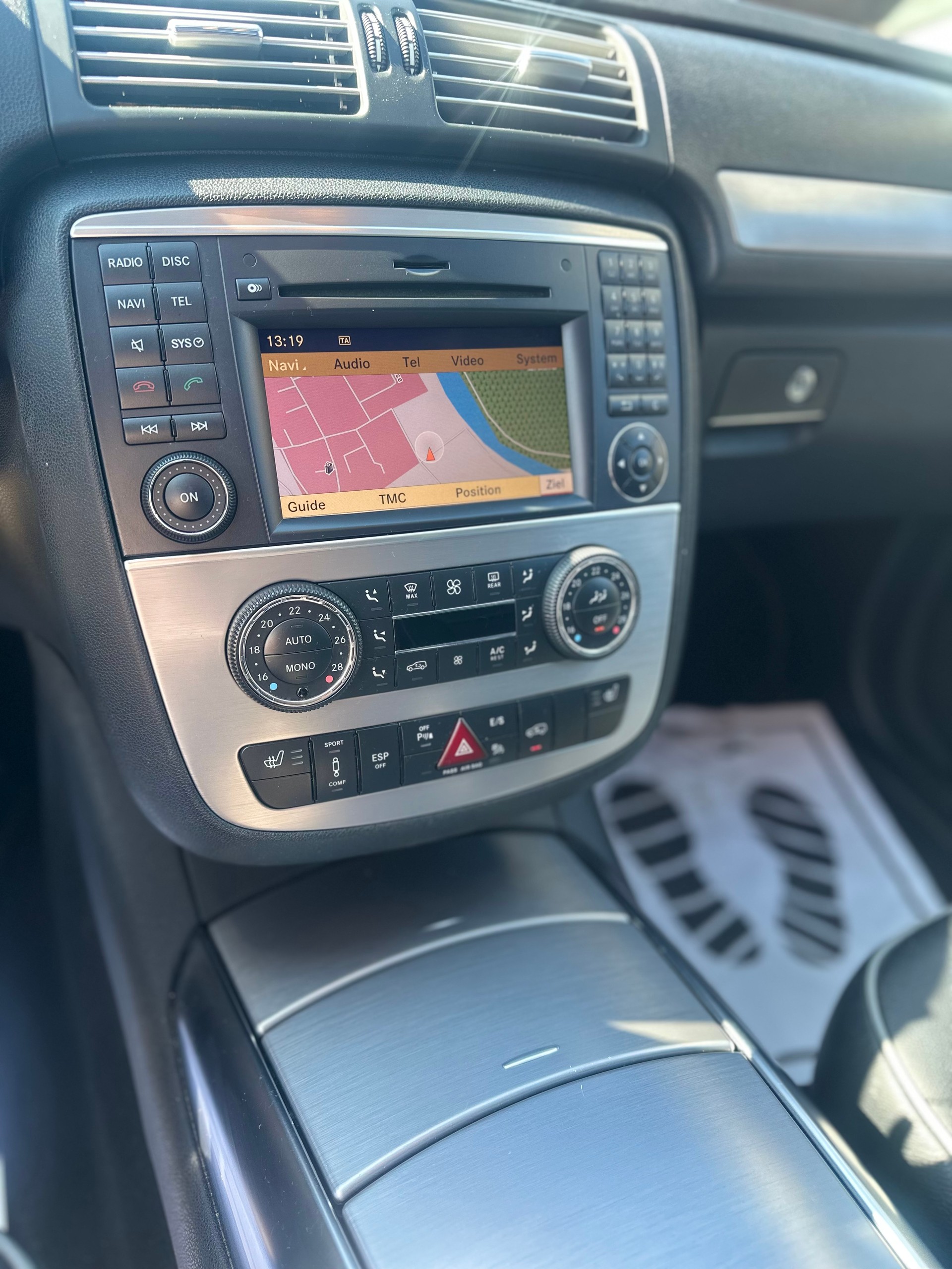 MERCEDES-BENZ R 350 CDI 4Matic 7G-Tronic-image-15