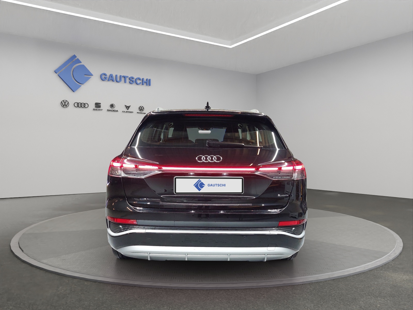 AUDI Q4 e-tron 50 quattro-image-3